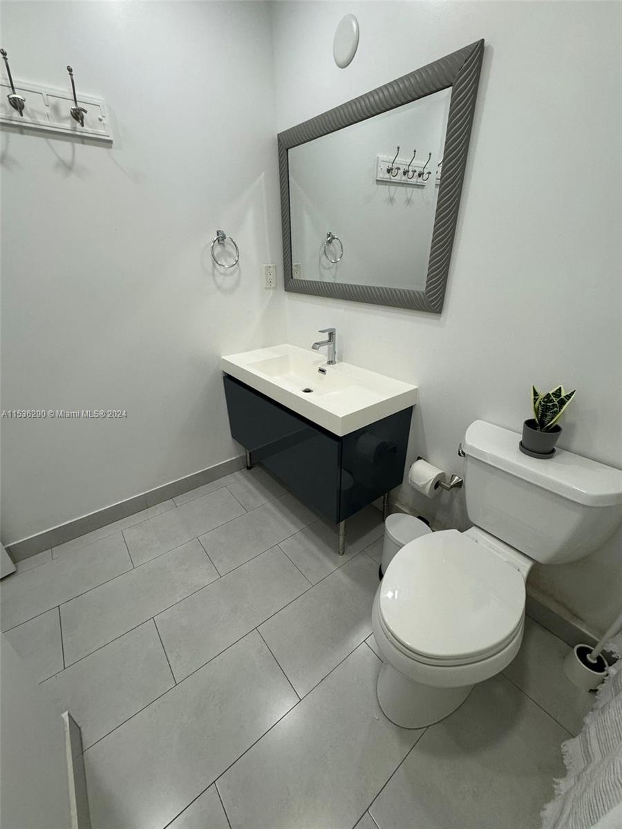 21220 Harbor Way, Aventura, FL, 33180 United States, 3 Bedrooms Bedrooms, ,2 BathroomsBathrooms,Residential,For Sale,Harbor Way,A11536290