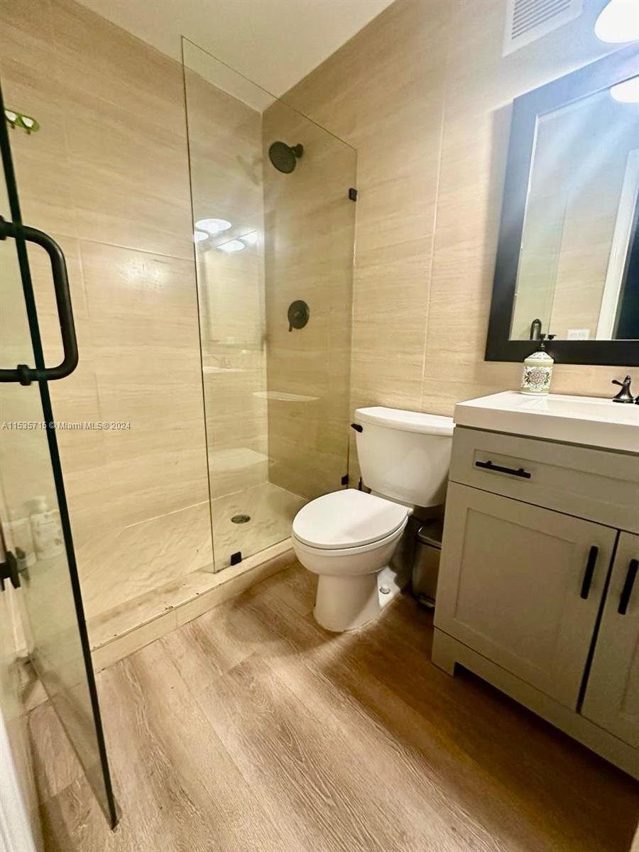 20291 NE 30th Ave 104, Aventura, Florida 33180, 2 Bedrooms Bedrooms, ,2 BathroomsBathrooms,Residential,For Sale,20291 NE 30th Ave 104,A11535715