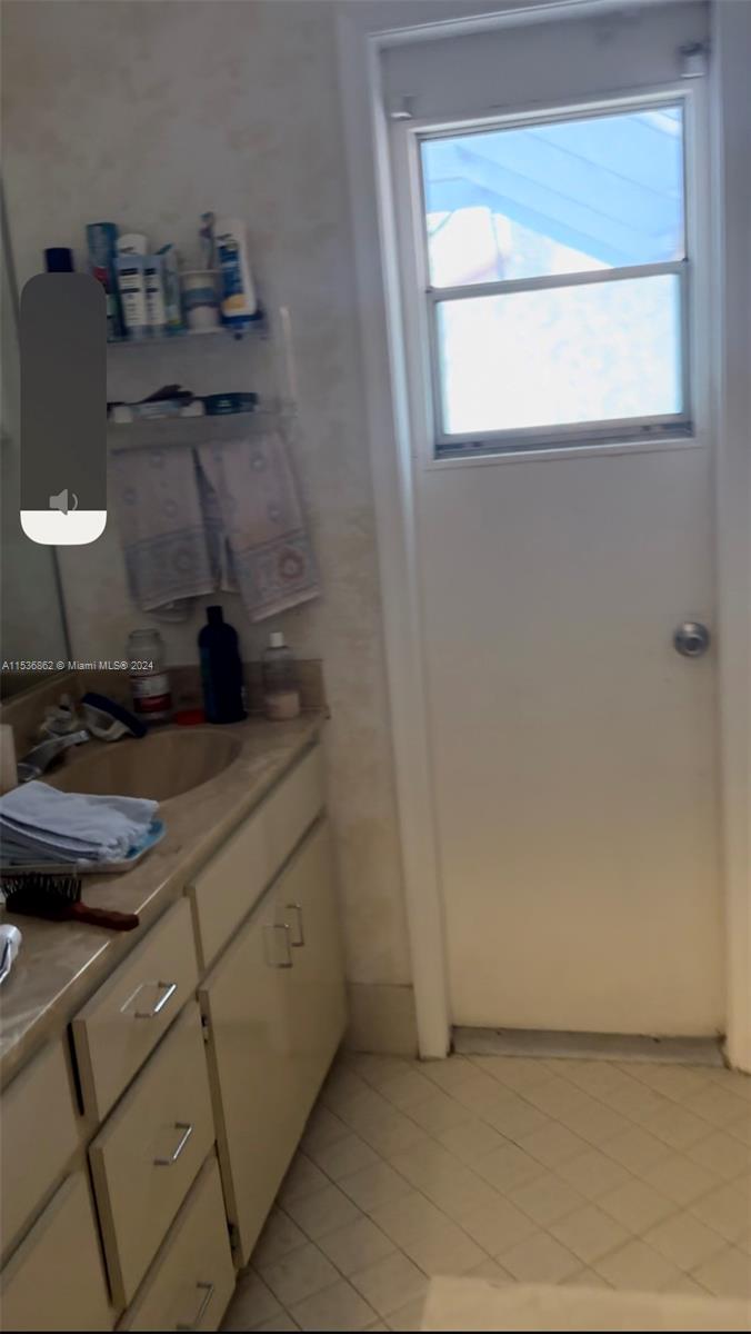 Tamarac, Florida 33321, 4 Bedrooms Bedrooms, ,2 BathroomsBathrooms,Residential,For Sale,A11536862