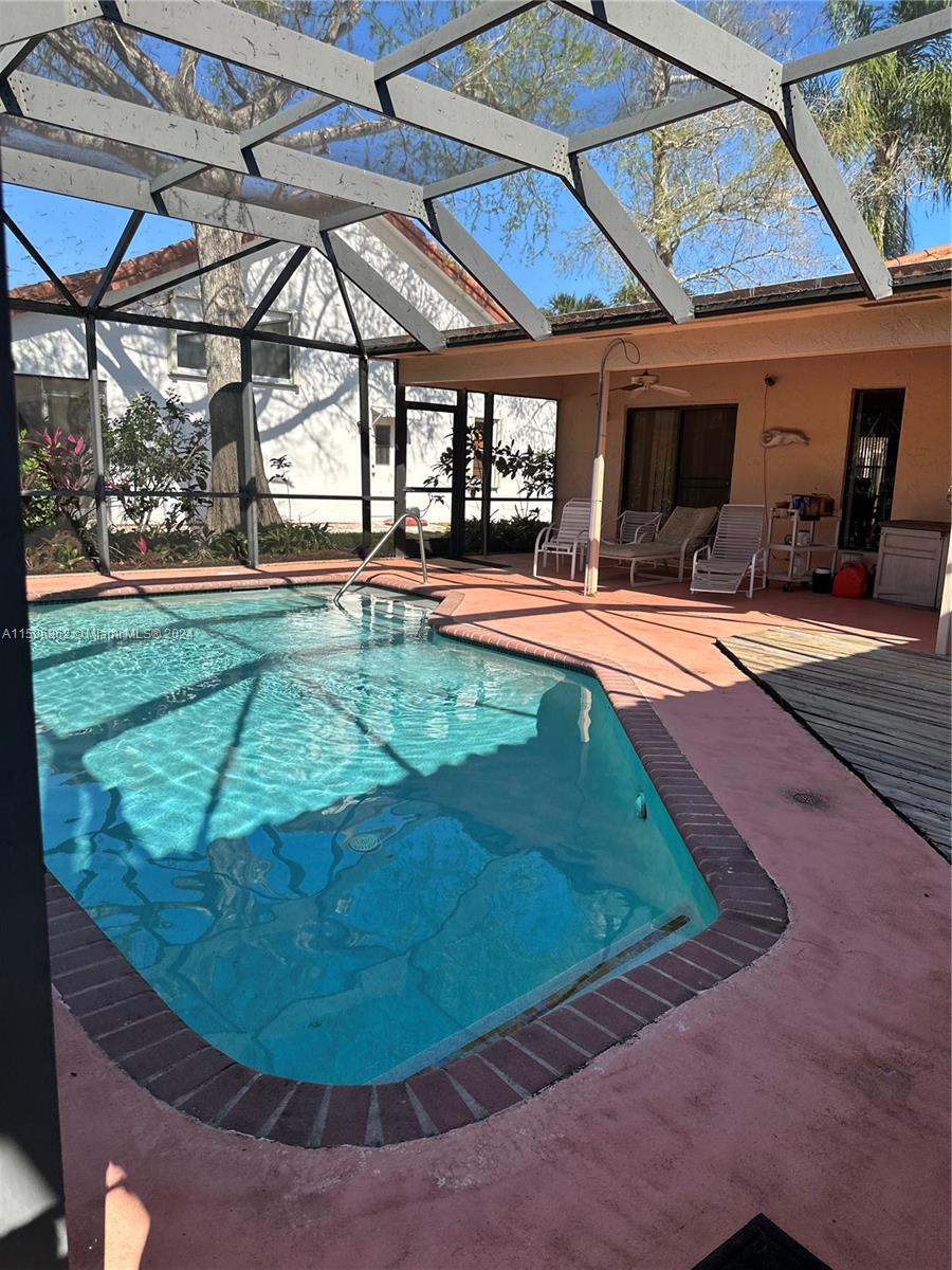 Tamarac, Florida 33321, 4 Bedrooms Bedrooms, ,2 BathroomsBathrooms,Residential,For Sale,A11536862