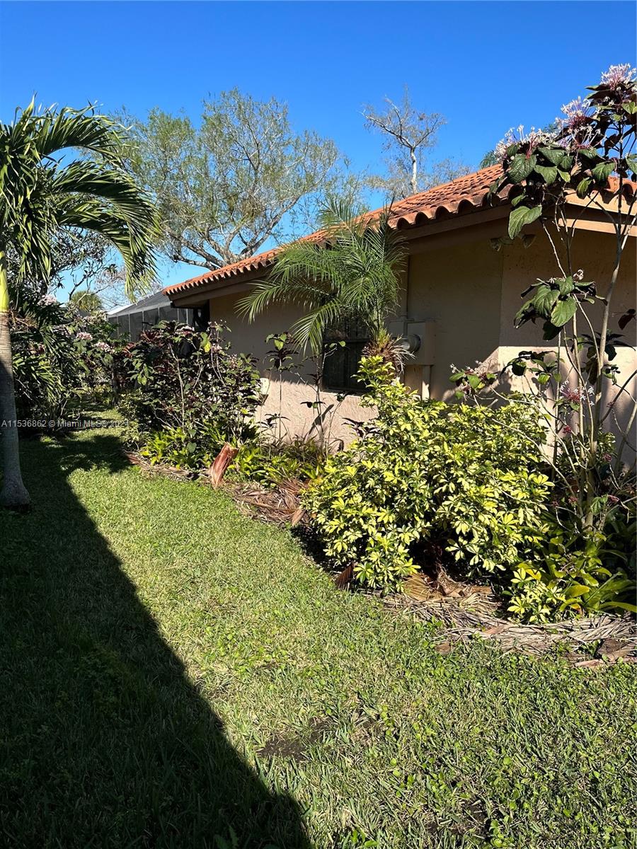 Tamarac, Florida 33321, 4 Bedrooms Bedrooms, ,2 BathroomsBathrooms,Residential,For Sale,A11536862