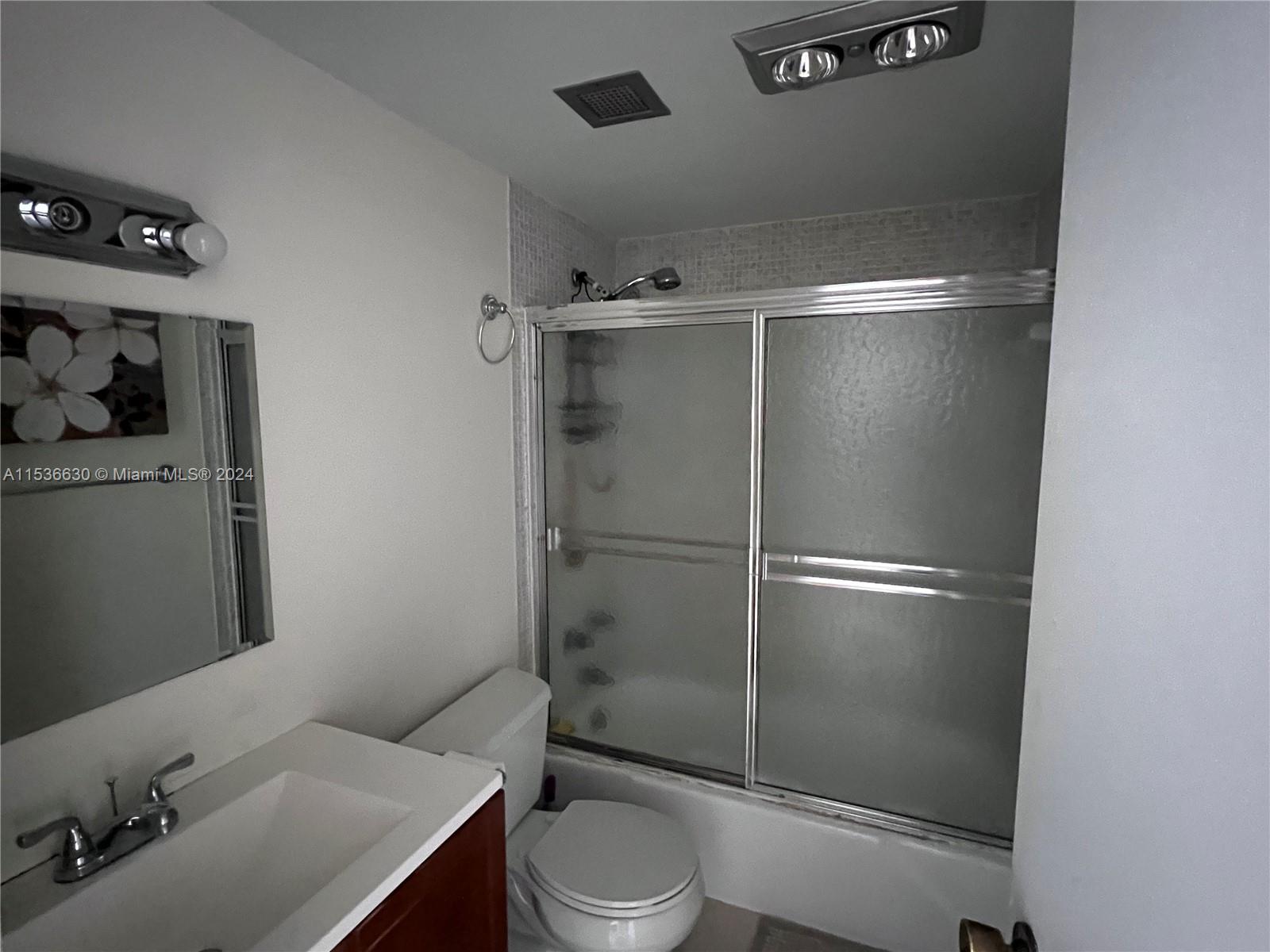 1965 S Ocean Dr 6N, Hallandale Beach, Florida 33009, 1 Bedroom Bedrooms, ,1 BathroomBathrooms,Residentiallease,For Rent,1965 S Ocean Dr 6N,A11536630