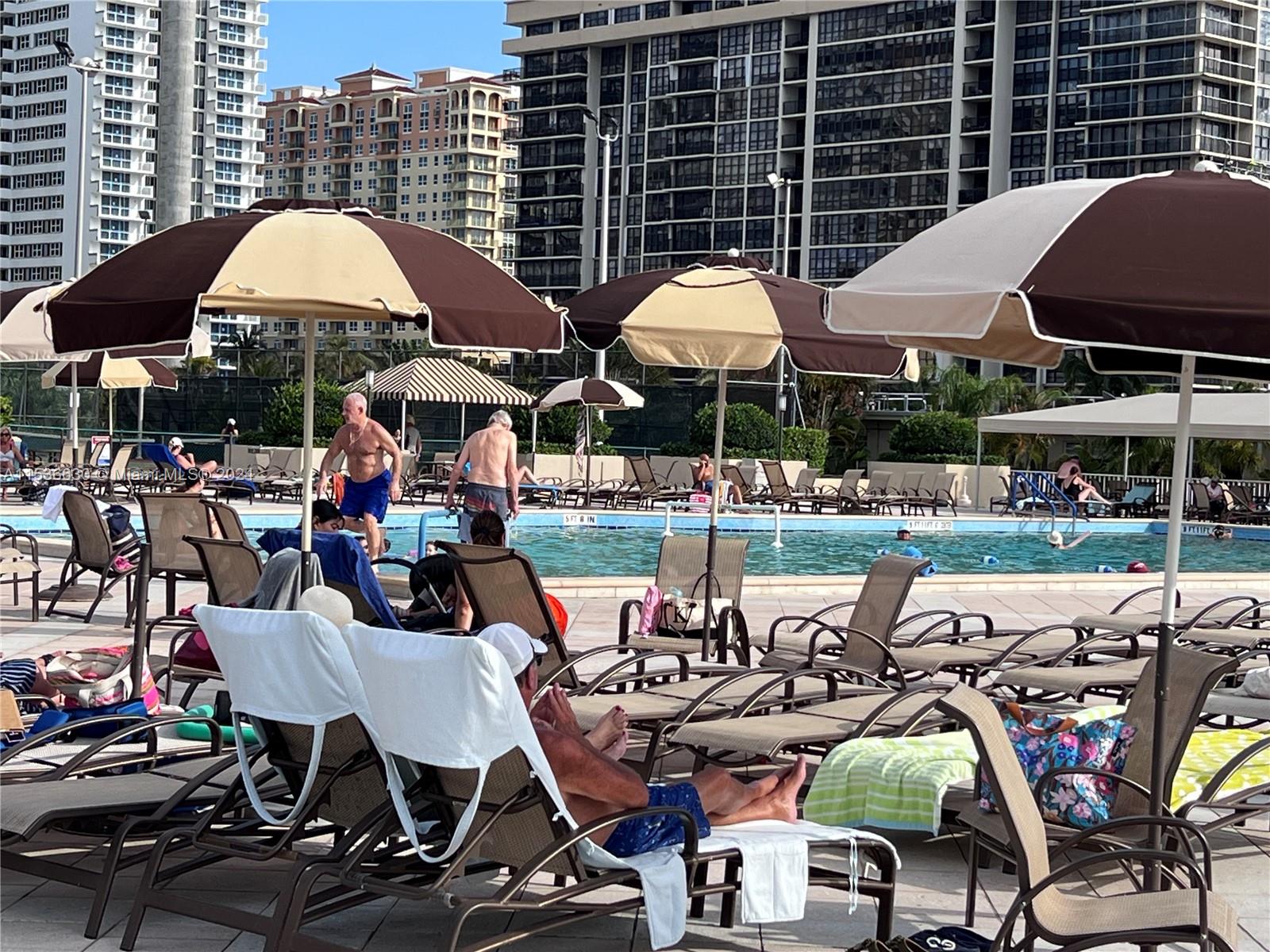 1965 S Ocean Dr 6N, Hallandale Beach, Florida 33009, 1 Bedroom Bedrooms, ,1 BathroomBathrooms,Residentiallease,For Rent,1965 S Ocean Dr 6N,A11536630