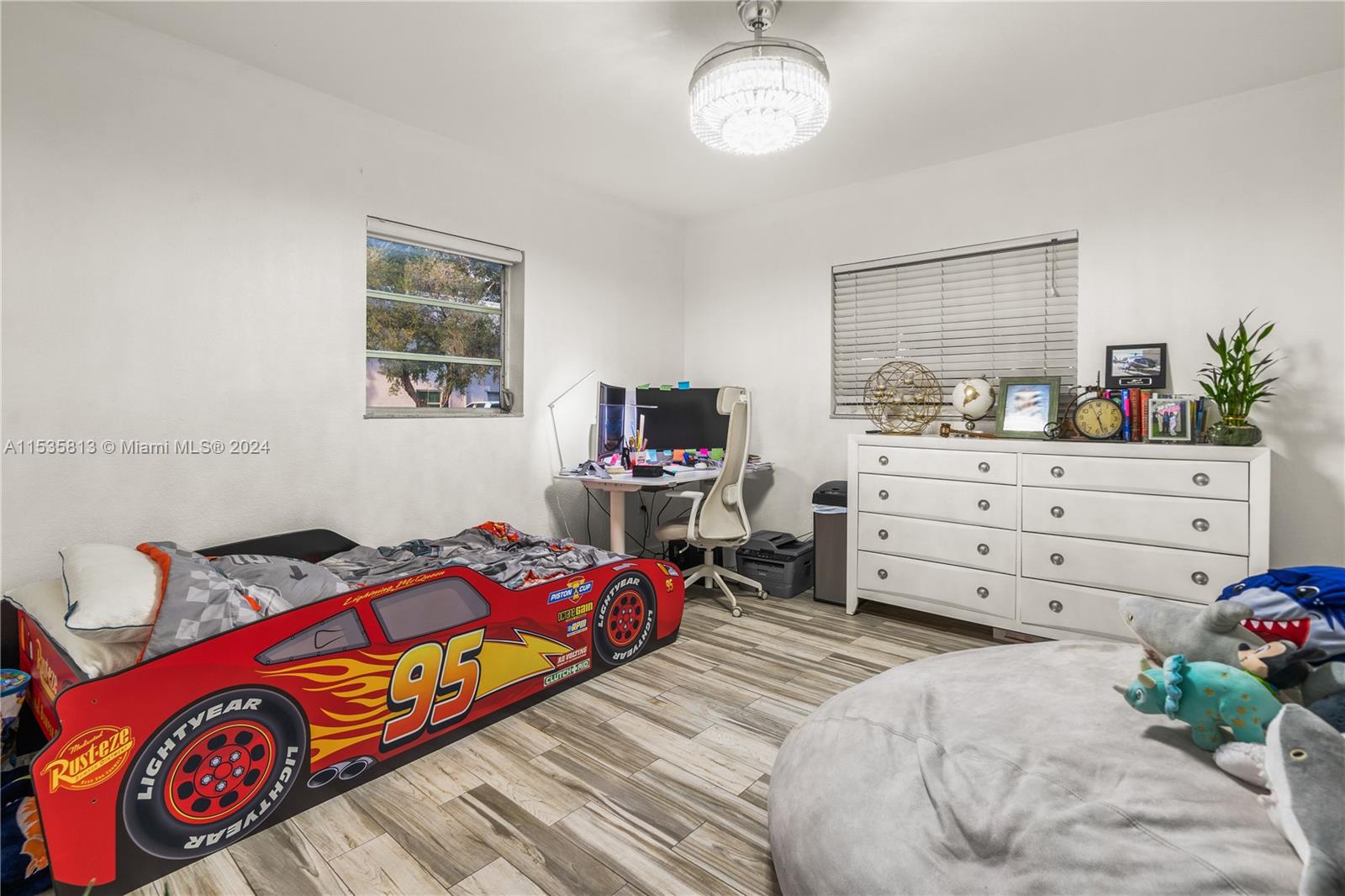 17365 SW 95th Ave 17365, Palmetto Bay, Florida 33157, 2 Bedrooms Bedrooms, ,2 BathroomsBathrooms,Residential,For Sale,17365 SW 95th Ave 17365,A11535813