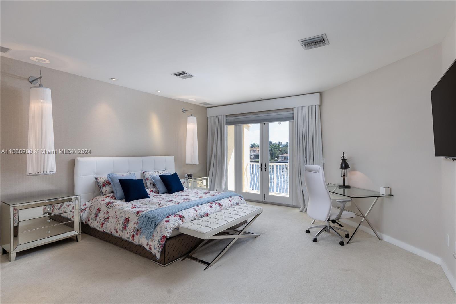 21103 NE 38th Ave 77, Aventura, Florida 33180, 3 Bedrooms Bedrooms, ,3 BathroomsBathrooms,Residentiallease,For Rent,21103 NE 38th Ave 77,A11536900