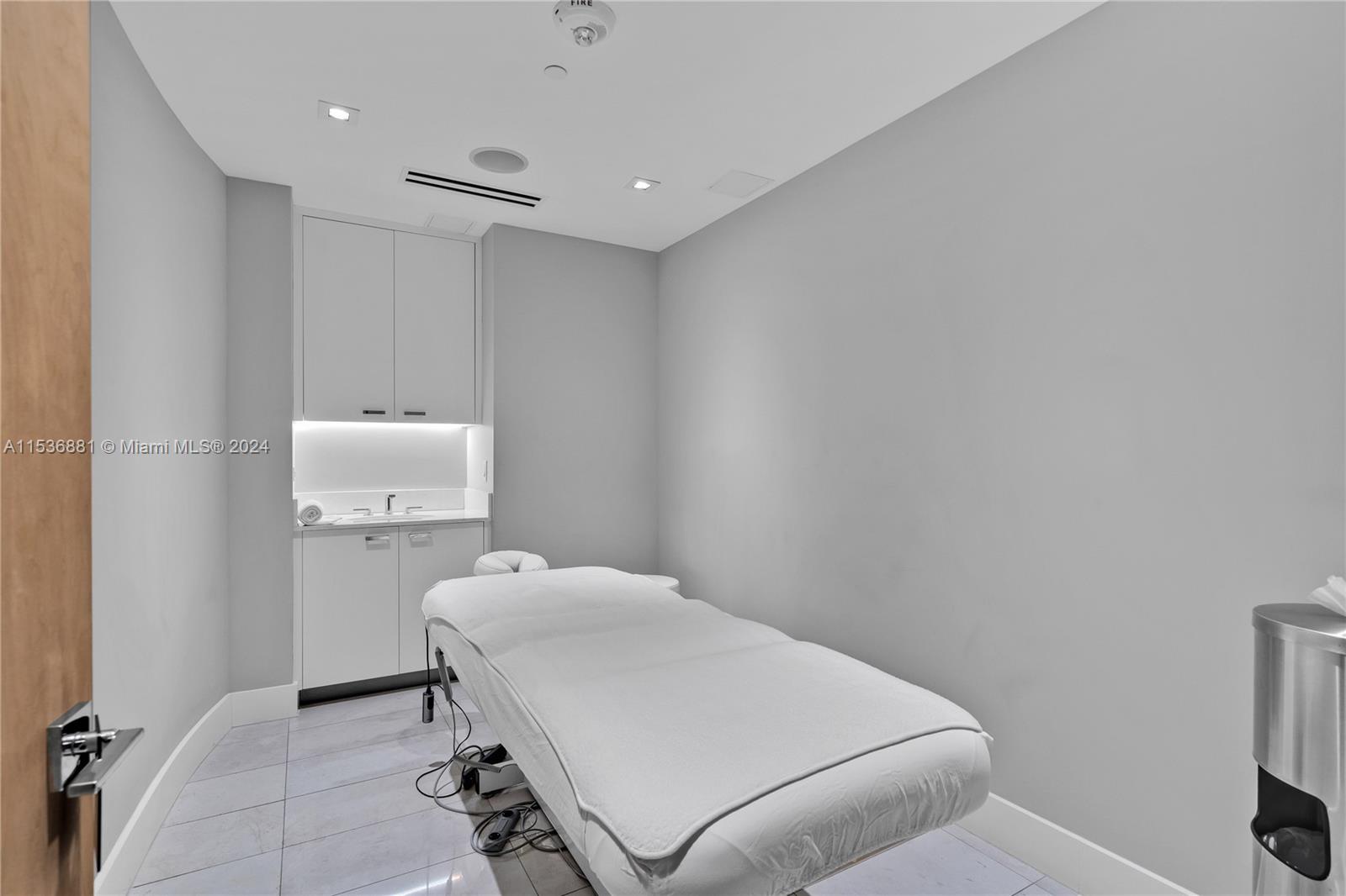 1643 Brickell Ave, Miami, FL, 33129 United States, 5 Bedrooms Bedrooms, ,5 BathroomsBathrooms,Residential,For Sale,Brickell Ave,A11536881