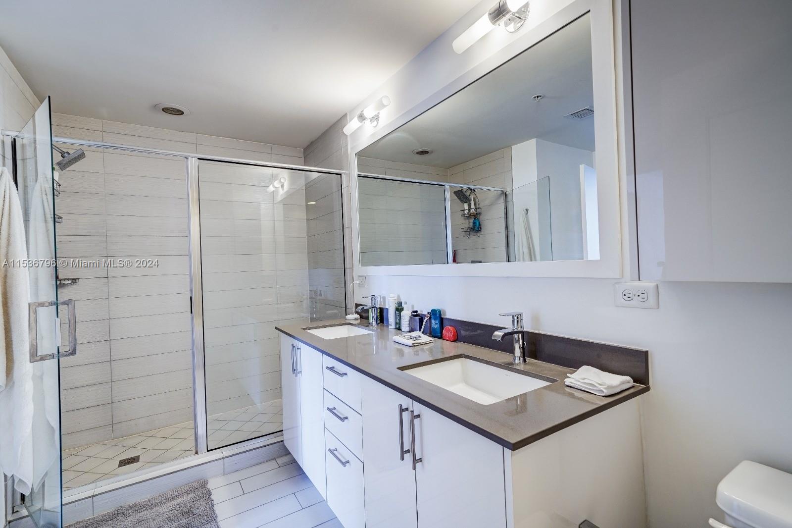 999 SW 1st Ave 1612, Miami, Florida 33130, 2 Bedrooms Bedrooms, ,2 BathroomsBathrooms,Residentiallease,For Rent,999 SW 1st Ave 1612,A11536796