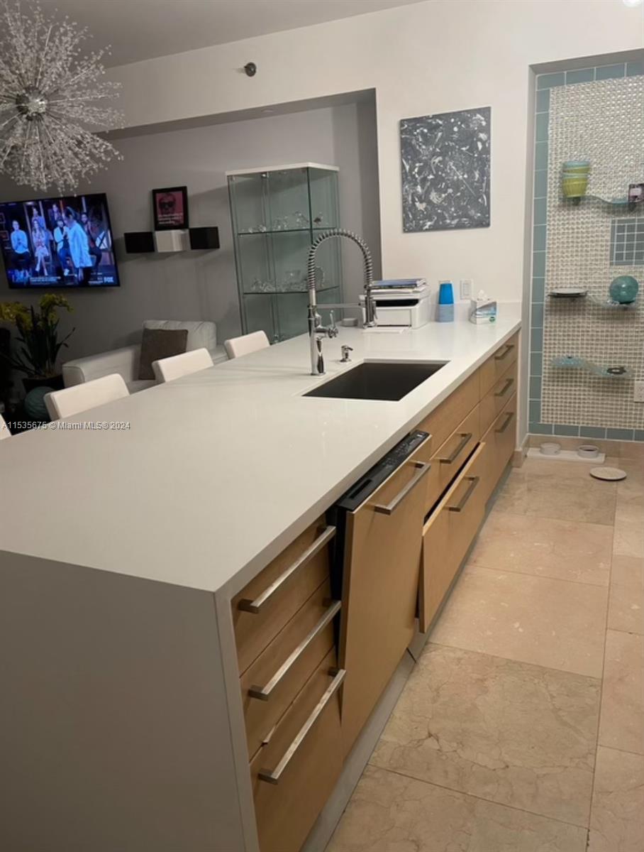 1830 S Ocean Dr 2012, Hallandale Beach, Florida 33009, 1 Bedroom Bedrooms, ,1 BathroomBathrooms,Residentiallease,For Rent,1830 S Ocean Dr 2012,A11535675