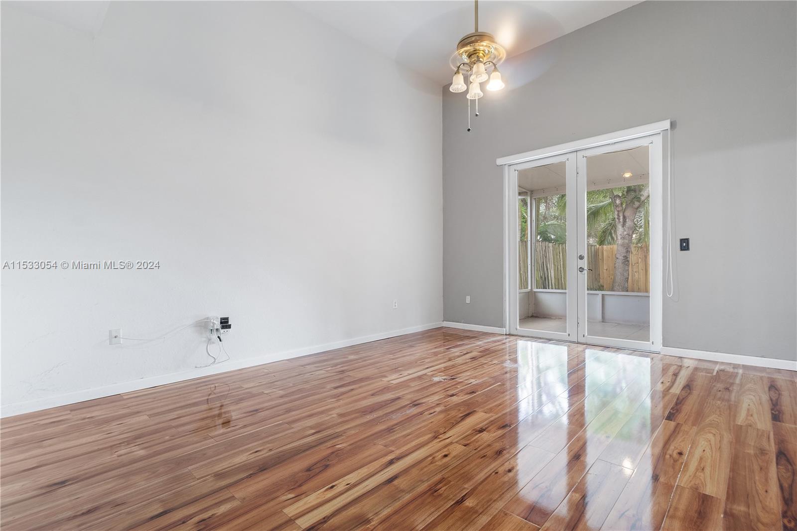 1430 SE 22nd Ln, Homestead, Florida 33035, 4 Bedrooms Bedrooms, ,2 BathroomsBathrooms,Residential,For Sale,1430 SE 22nd Ln,A11533054