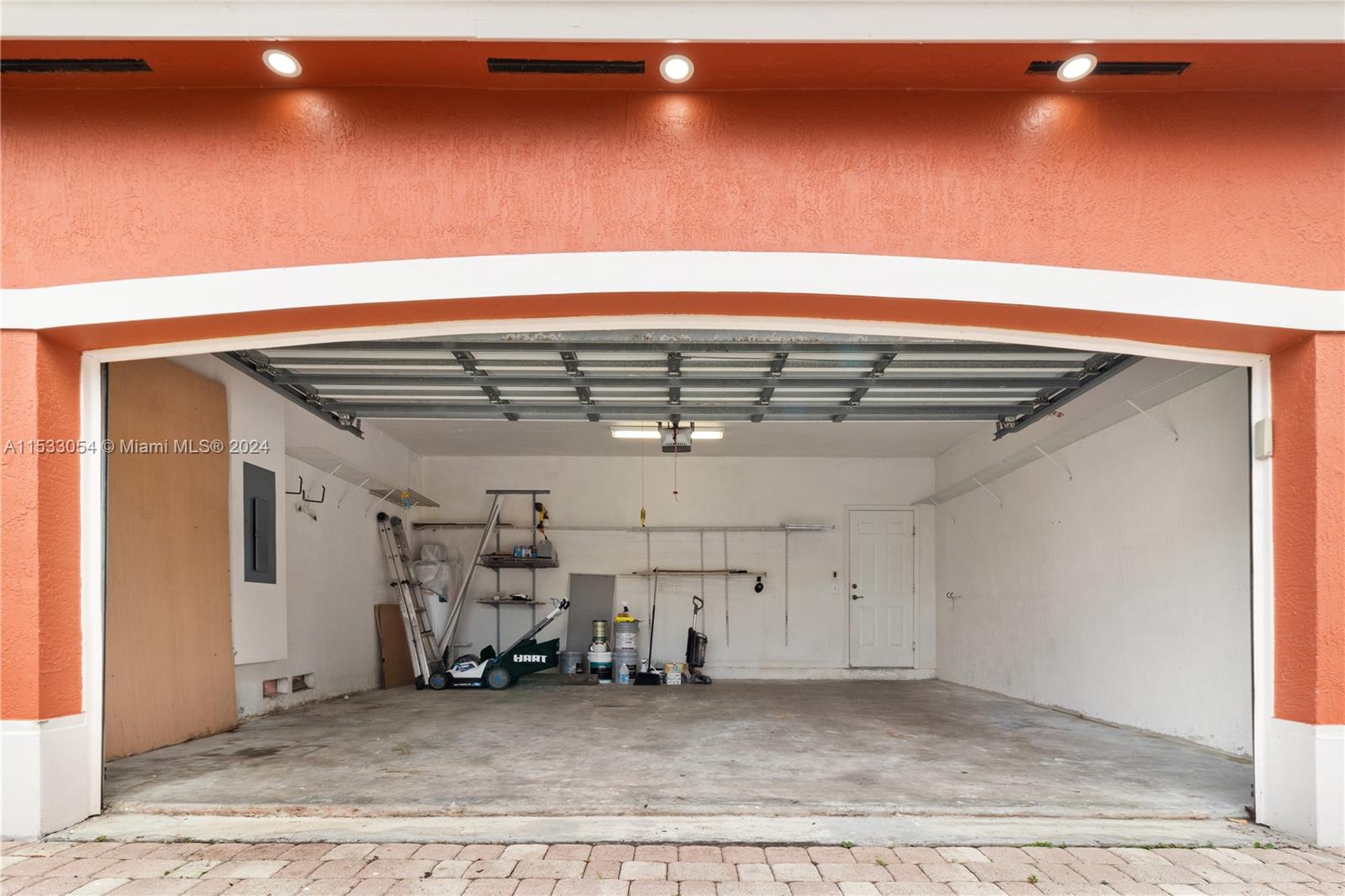 1430 SE 22nd Ln, Homestead, Florida 33035, 4 Bedrooms Bedrooms, ,2 BathroomsBathrooms,Residential,For Sale,1430 SE 22nd Ln,A11533054