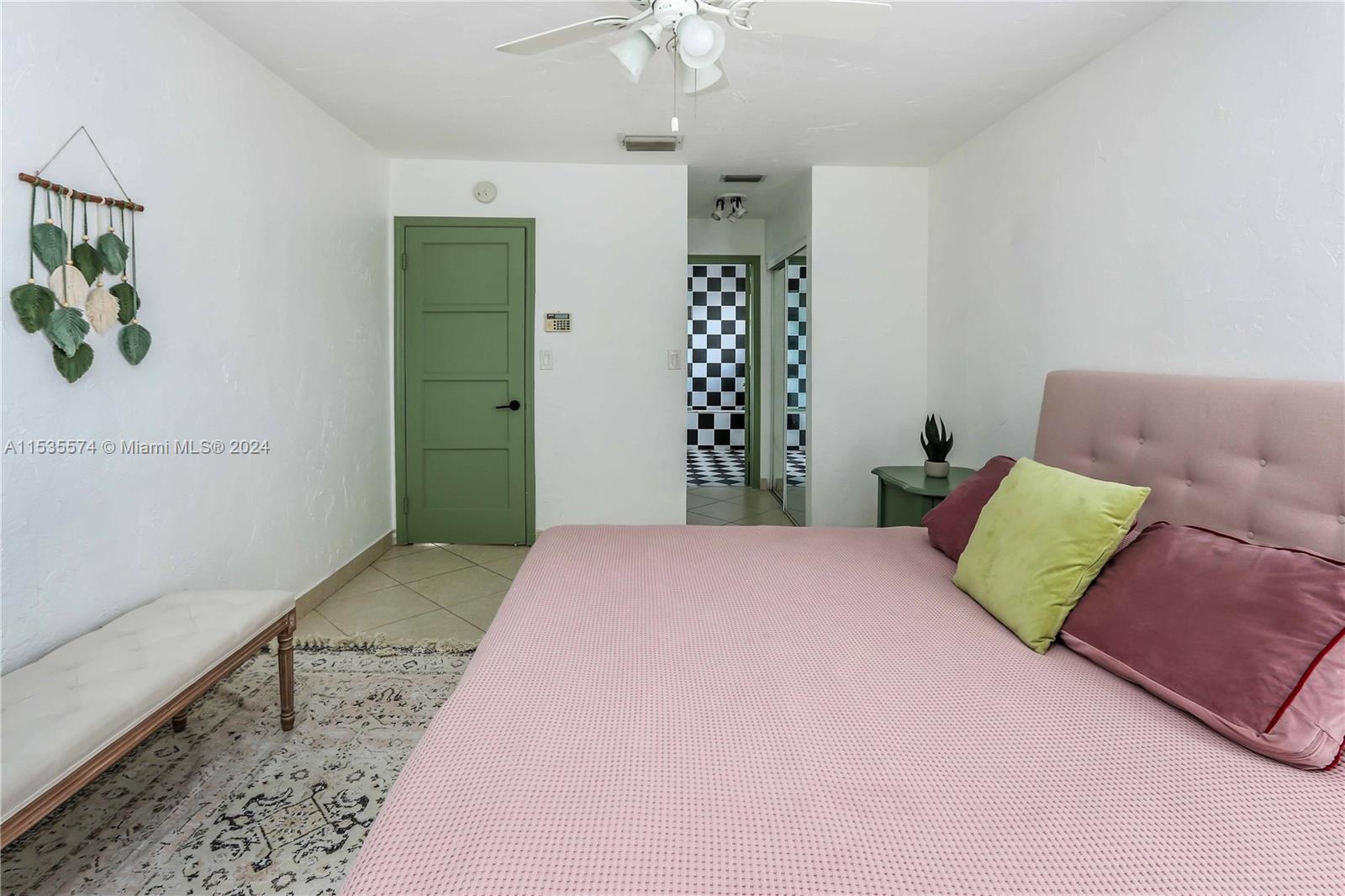 1447 Hollywood Blvd, Hollywood, Florida 33020, 3 Bedrooms Bedrooms, ,2 BathroomsBathrooms,Residential,For Sale,1447 Hollywood Blvd,A11535574