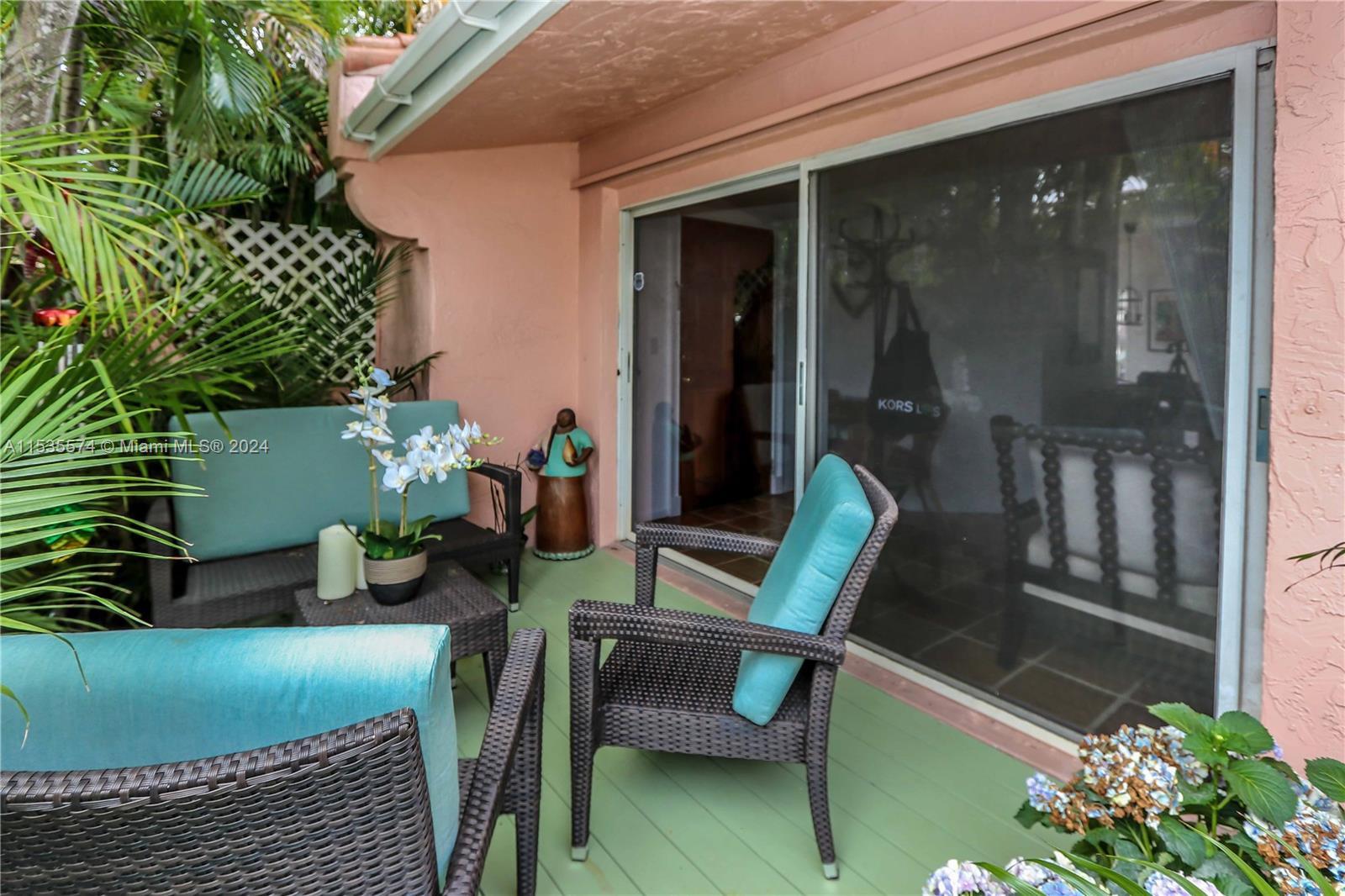 1447 Hollywood Blvd, Hollywood, Florida 33020, 3 Bedrooms Bedrooms, ,2 BathroomsBathrooms,Residential,For Sale,1447 Hollywood Blvd,A11535574