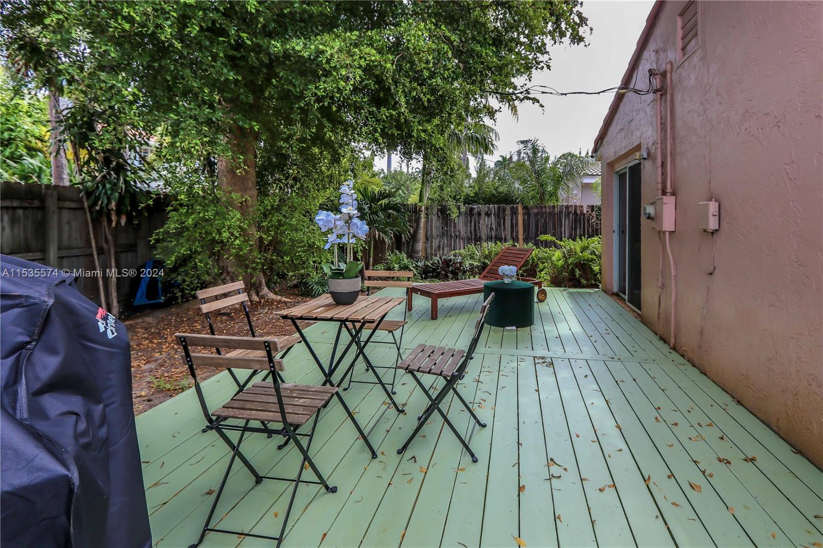 1447 Hollywood Blvd, Hollywood, Florida 33020, 3 Bedrooms Bedrooms, ,2 BathroomsBathrooms,Residential,For Sale,1447 Hollywood Blvd,A11535574