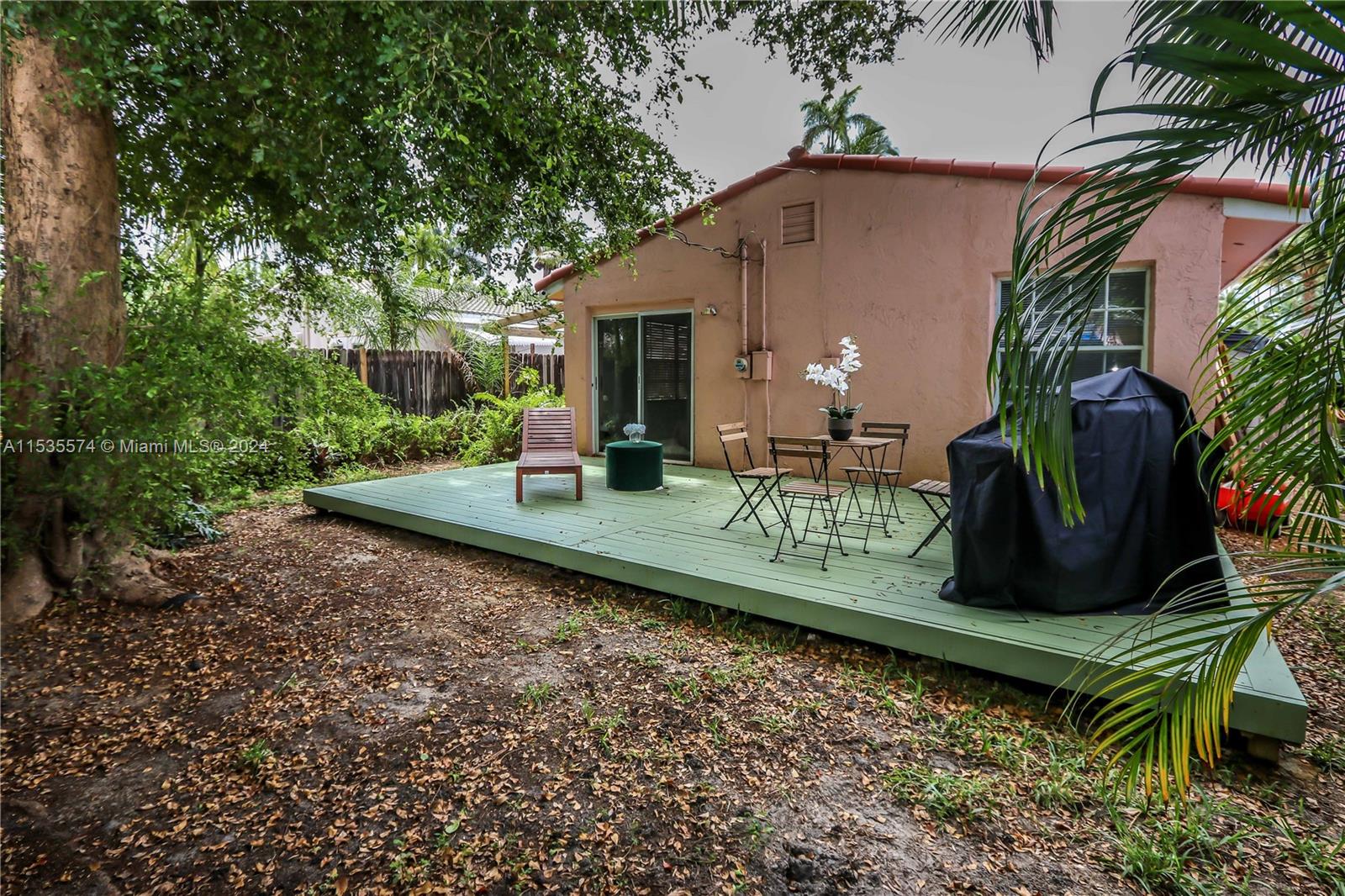 1447 Hollywood Blvd, Hollywood, Florida 33020, 3 Bedrooms Bedrooms, ,2 BathroomsBathrooms,Residential,For Sale,1447 Hollywood Blvd,A11535574