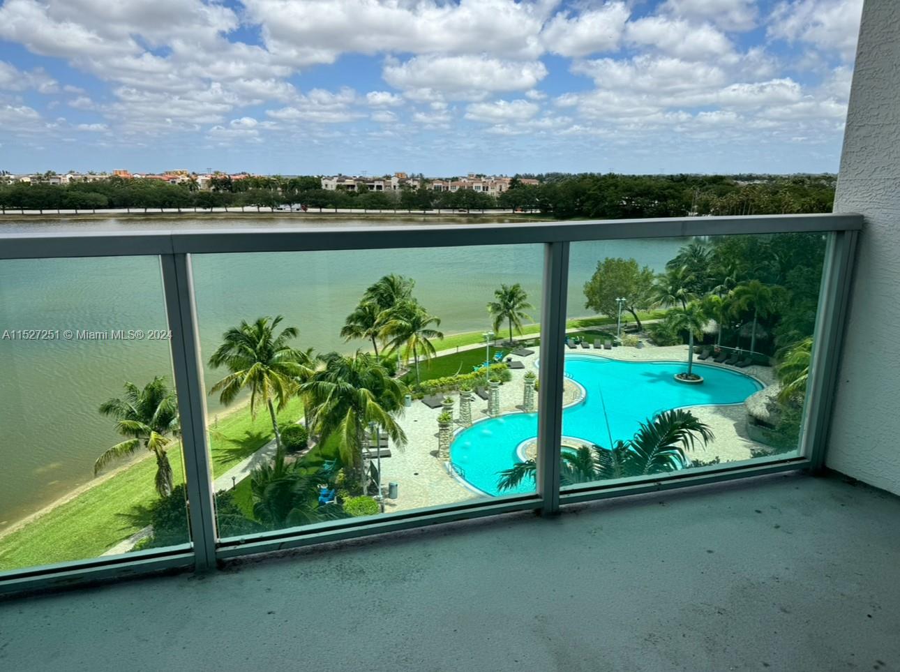 2681 N Flamingo Rd 705, Sunrise, Florida 33323, 2 Bedrooms Bedrooms, ,2 BathroomsBathrooms,Residentiallease,For Rent,2681 N Flamingo Rd 705,A11527251