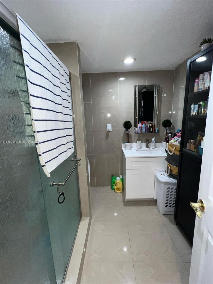 11029 NW 4th St, Miami, Florida 33172, 4 Bedrooms Bedrooms, ,4 BathroomsBathrooms,Residential,For Sale,11029 NW 4th St,A11536984