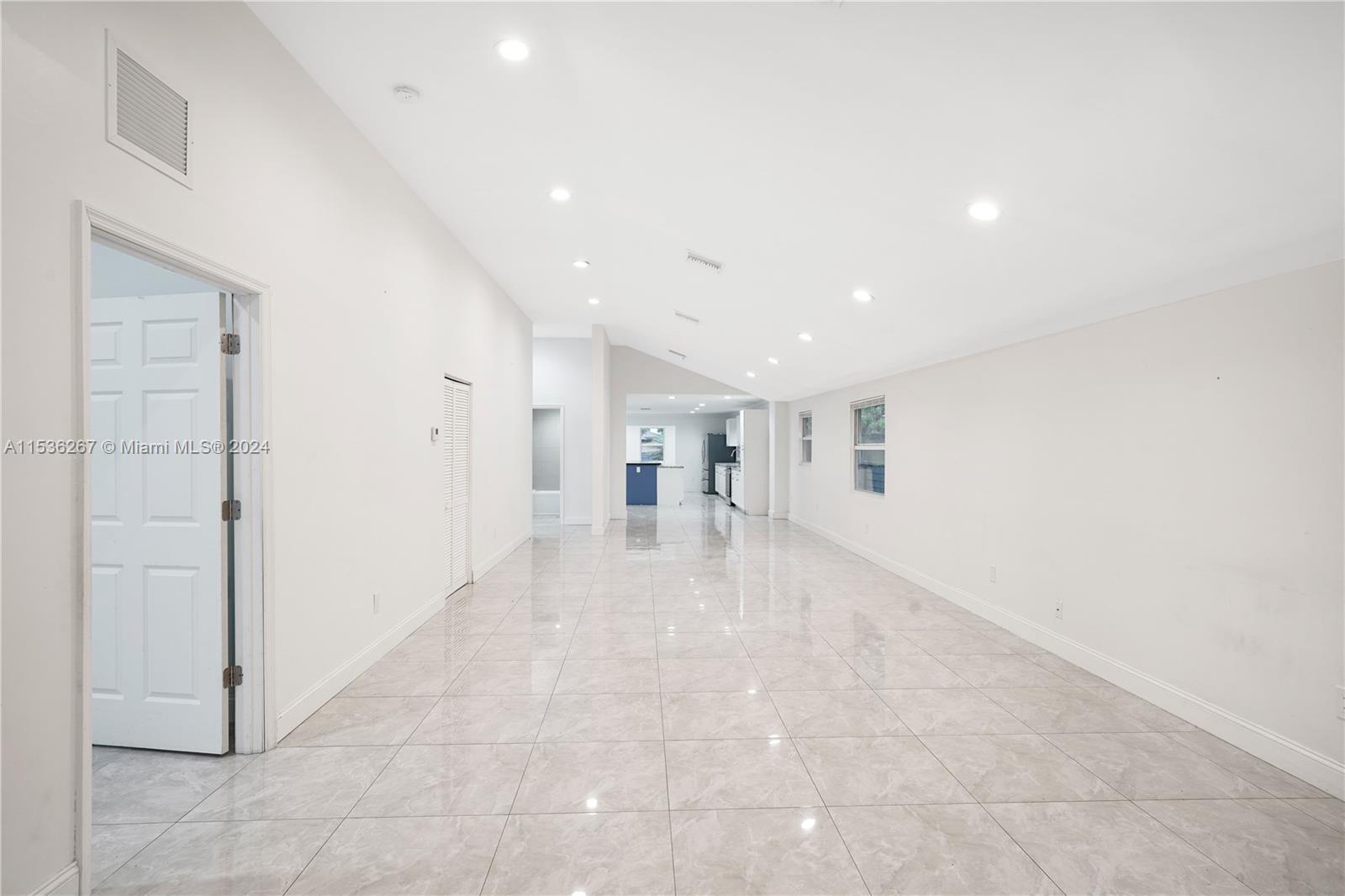 2812 SW 38th Ct, Miami, Florida 33134, 5 Bedrooms Bedrooms, ,4 BathroomsBathrooms,Residential,For Sale,2812 SW 38th Ct,A11536267