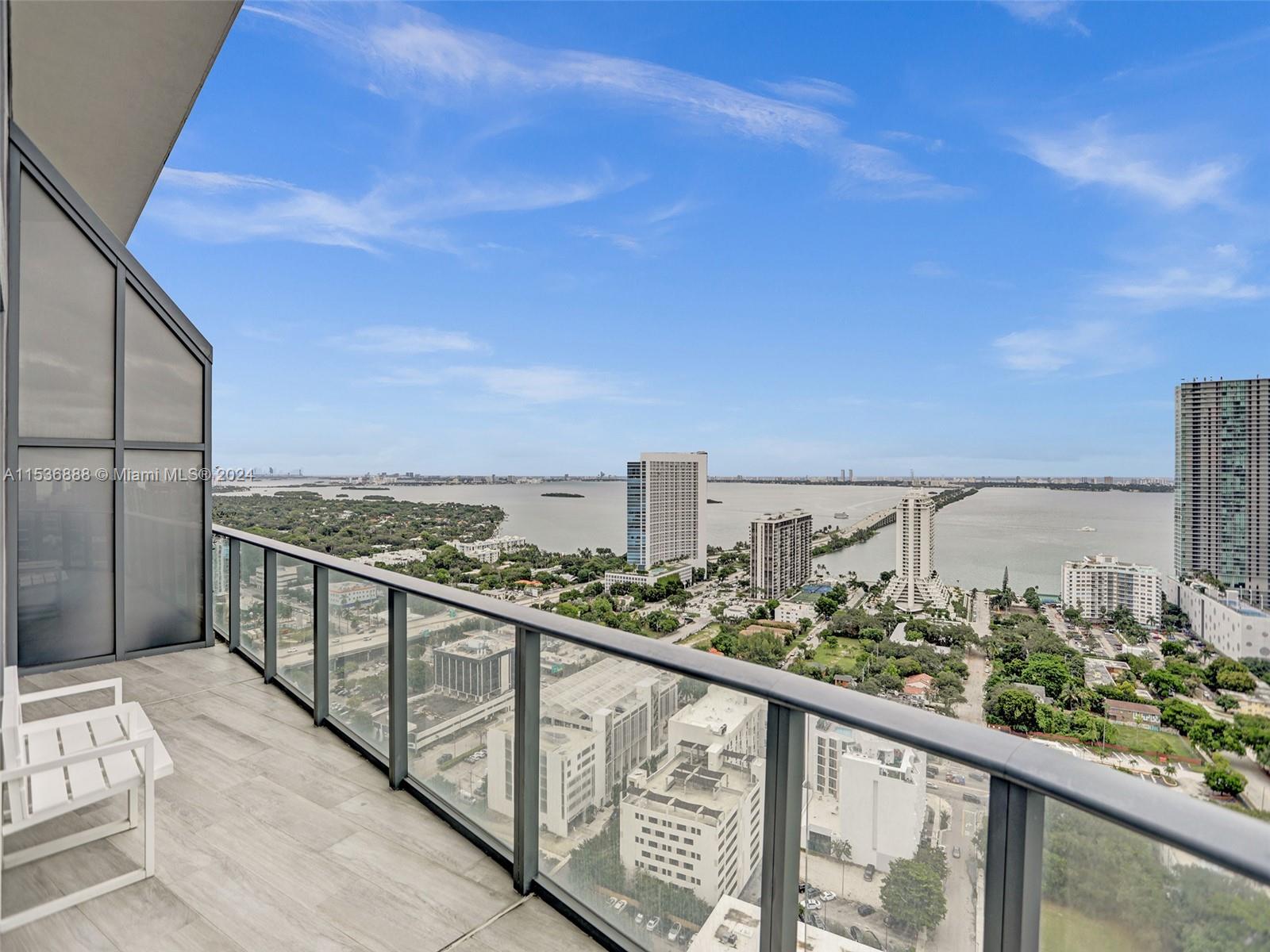 121 NE 34th St PH3204, Miami, Florida 33137, 4 Bedrooms Bedrooms, ,4 BathroomsBathrooms,Residentiallease,For Rent,121 NE 34th St PH3204,A11536888