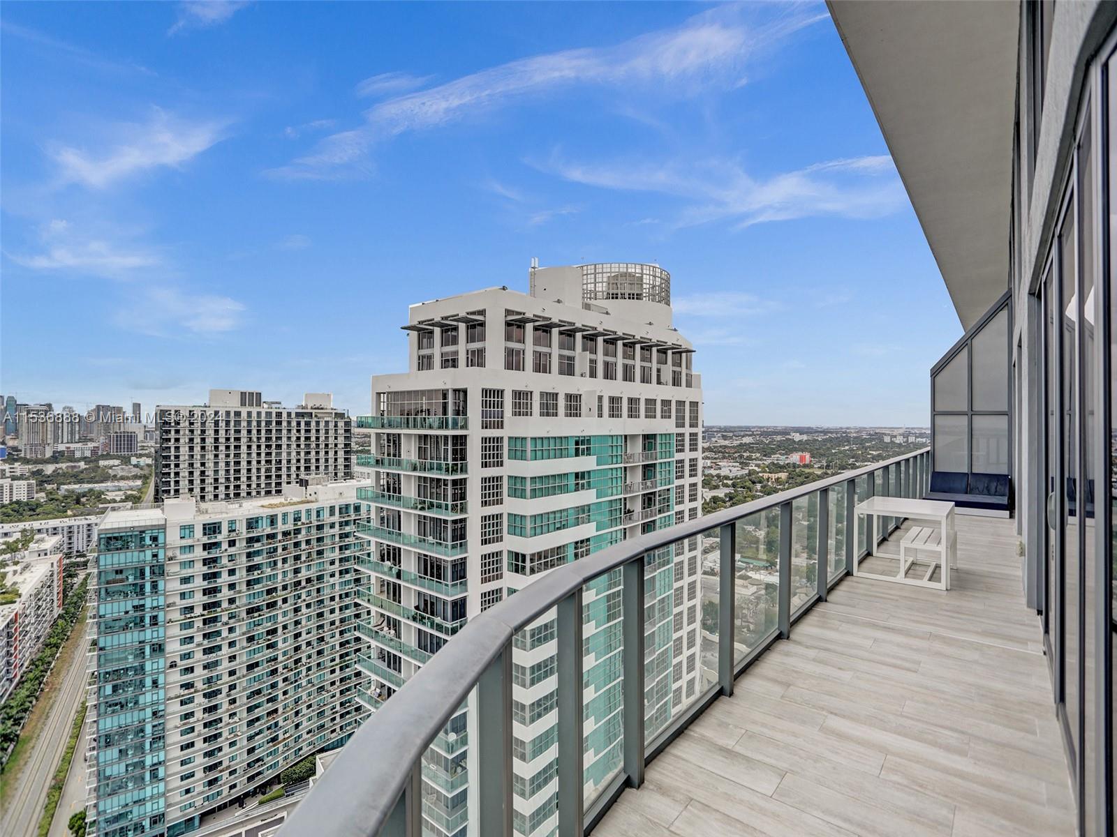 121 NE 34th St PH3204, Miami, Florida 33137, 4 Bedrooms Bedrooms, ,4 BathroomsBathrooms,Residentiallease,For Rent,121 NE 34th St PH3204,A11536888