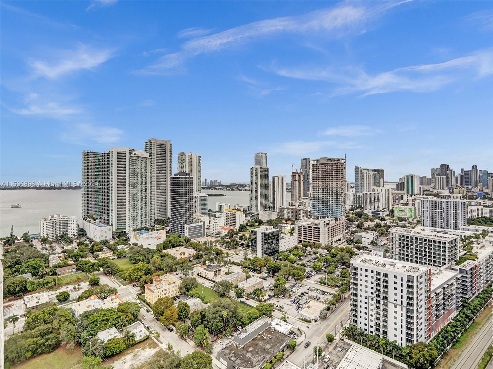 121 NE 34th St PH3204, Miami, Florida 33137, 4 Bedrooms Bedrooms, ,4 BathroomsBathrooms,Residentiallease,For Rent,121 NE 34th St PH3204,A11536888