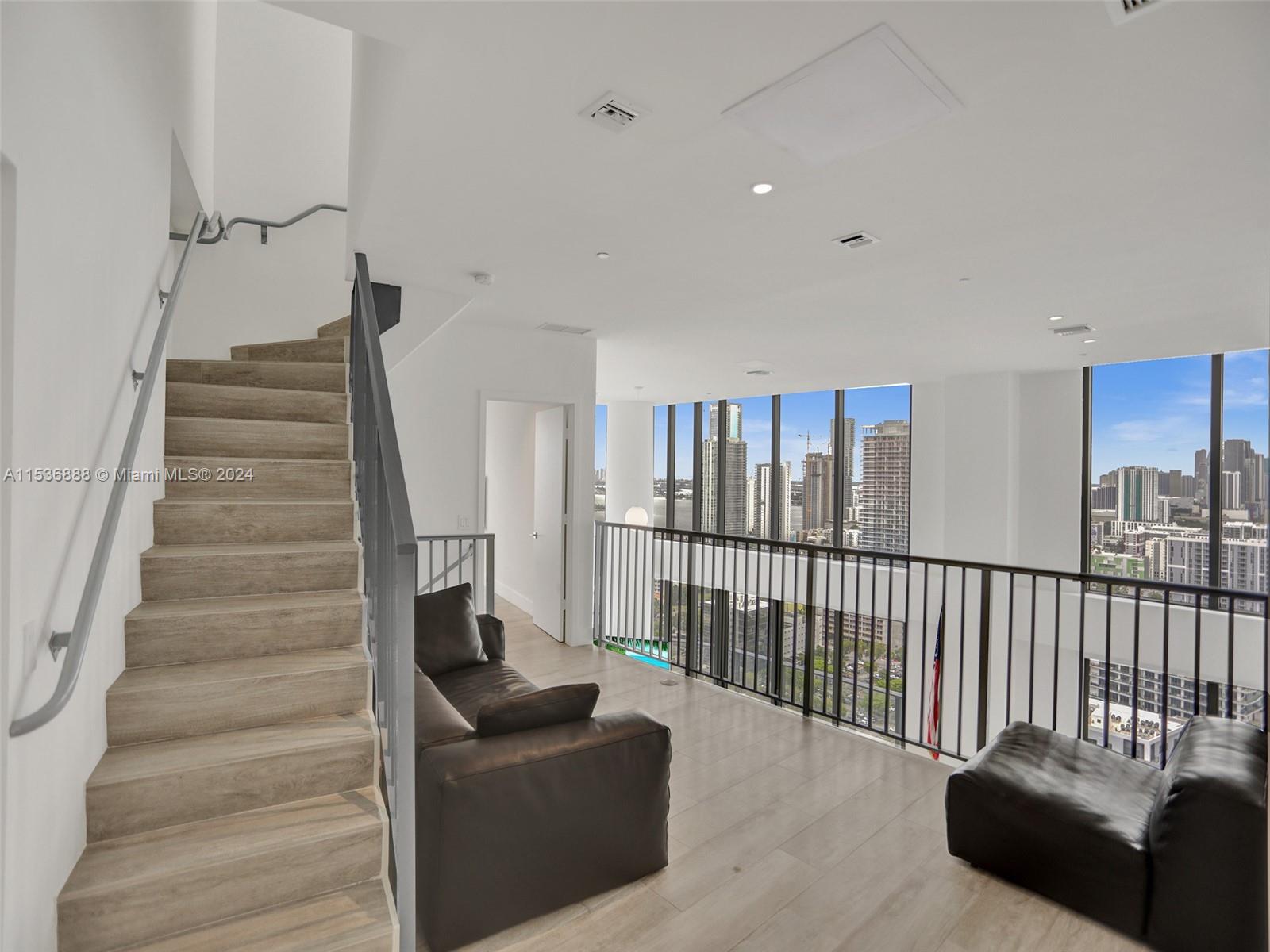 121 NE 34th St PH3204, Miami, Florida 33137, 4 Bedrooms Bedrooms, ,4 BathroomsBathrooms,Residentiallease,For Rent,121 NE 34th St PH3204,A11536888