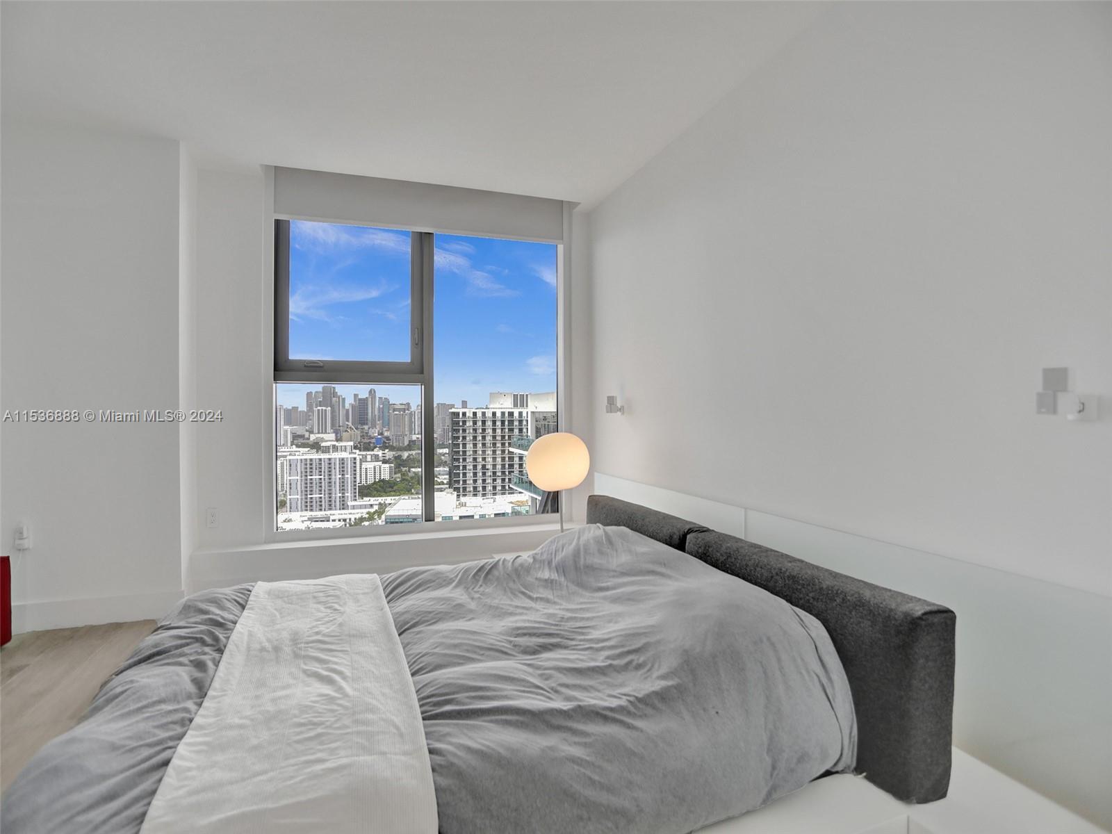 121 NE 34th St PH3204, Miami, Florida 33137, 4 Bedrooms Bedrooms, ,4 BathroomsBathrooms,Residentiallease,For Rent,121 NE 34th St PH3204,A11536888