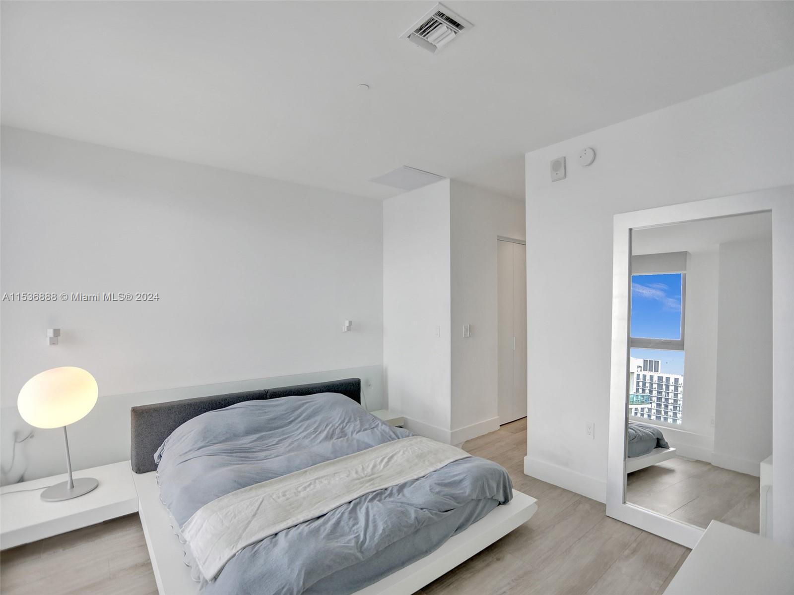 121 NE 34th St PH3204, Miami, Florida 33137, 4 Bedrooms Bedrooms, ,4 BathroomsBathrooms,Residentiallease,For Rent,121 NE 34th St PH3204,A11536888