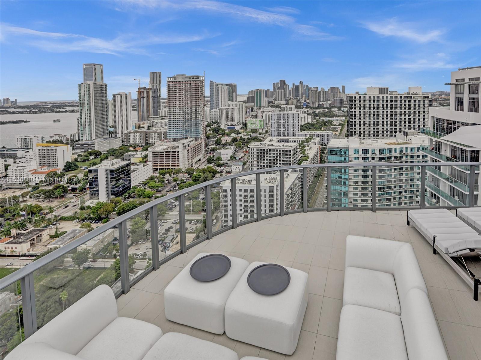 121 NE 34th St PH3204, Miami, Florida 33137, 4 Bedrooms Bedrooms, ,4 BathroomsBathrooms,Residentiallease,For Rent,121 NE 34th St PH3204,A11536888