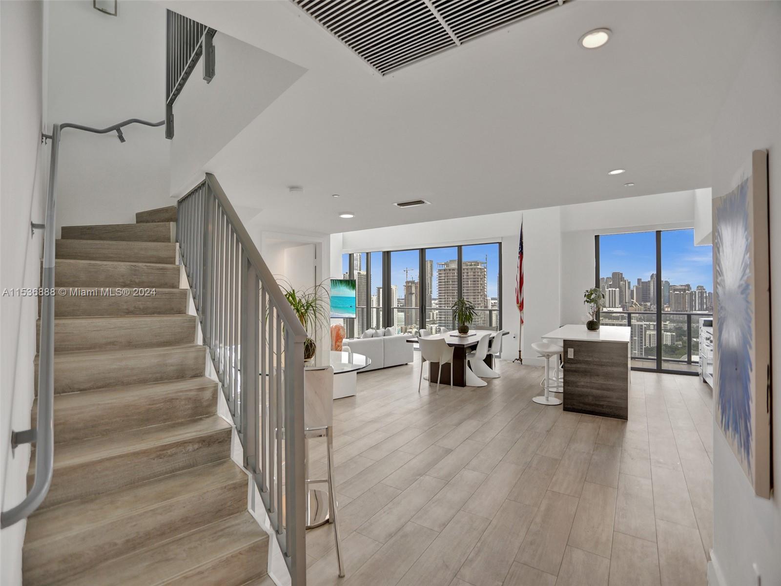 121 NE 34th St PH3204, Miami, Florida 33137, 4 Bedrooms Bedrooms, ,4 BathroomsBathrooms,Residentiallease,For Rent,121 NE 34th St PH3204,A11536888