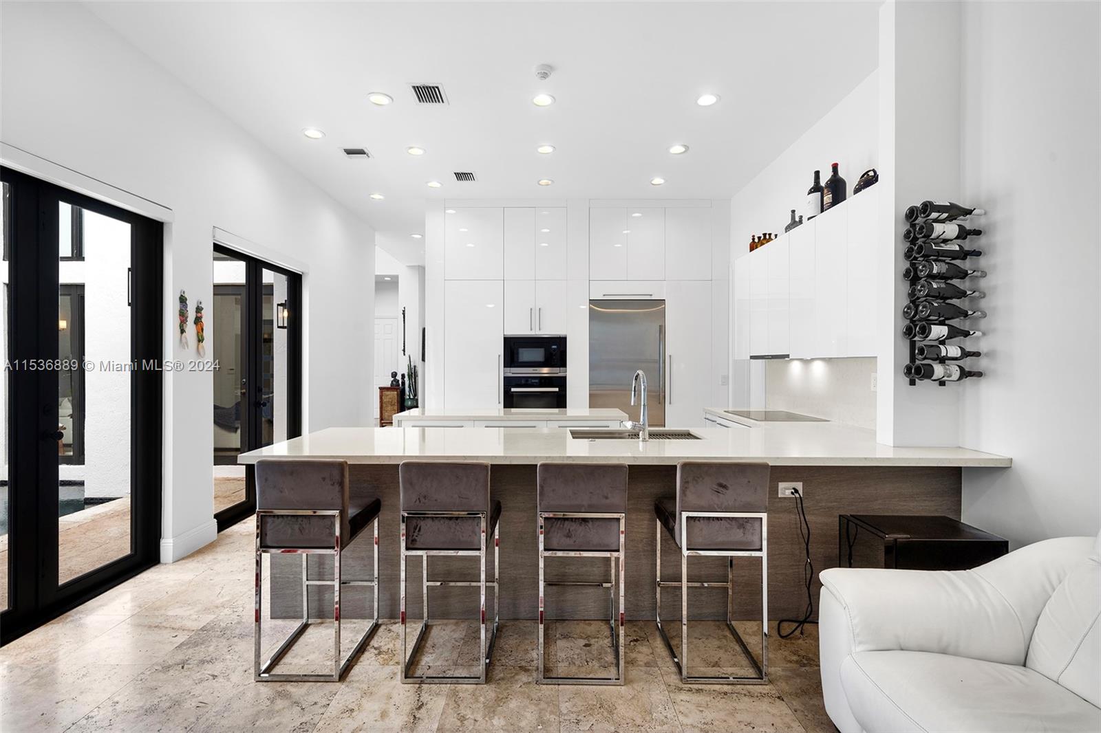 150 Sunrise Ave, Coral Gables, FL, 33133 United States, 4 Bedrooms Bedrooms, ,4 BathroomsBathrooms,Residential,For Sale,Sunrise Ave,A11536889