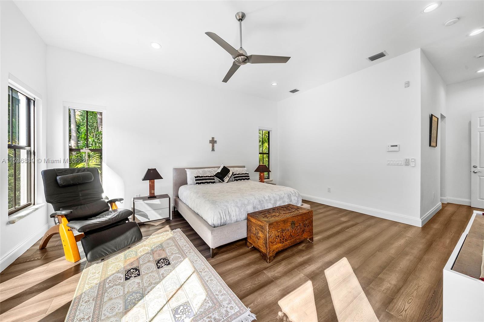 150 Sunrise Ave, Coral Gables, FL, 33133 United States, 4 Bedrooms Bedrooms, ,4 BathroomsBathrooms,Residential,For Sale,Sunrise Ave,A11536889