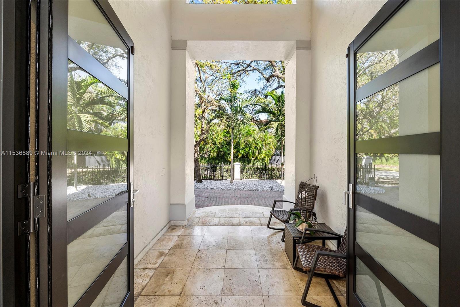 150 W Sunrise Ave, Coral Gables, Florida 33133, 4 Bedrooms Bedrooms, ,4 BathroomsBathrooms,Residential,For Sale,150 W Sunrise Ave,A11536889