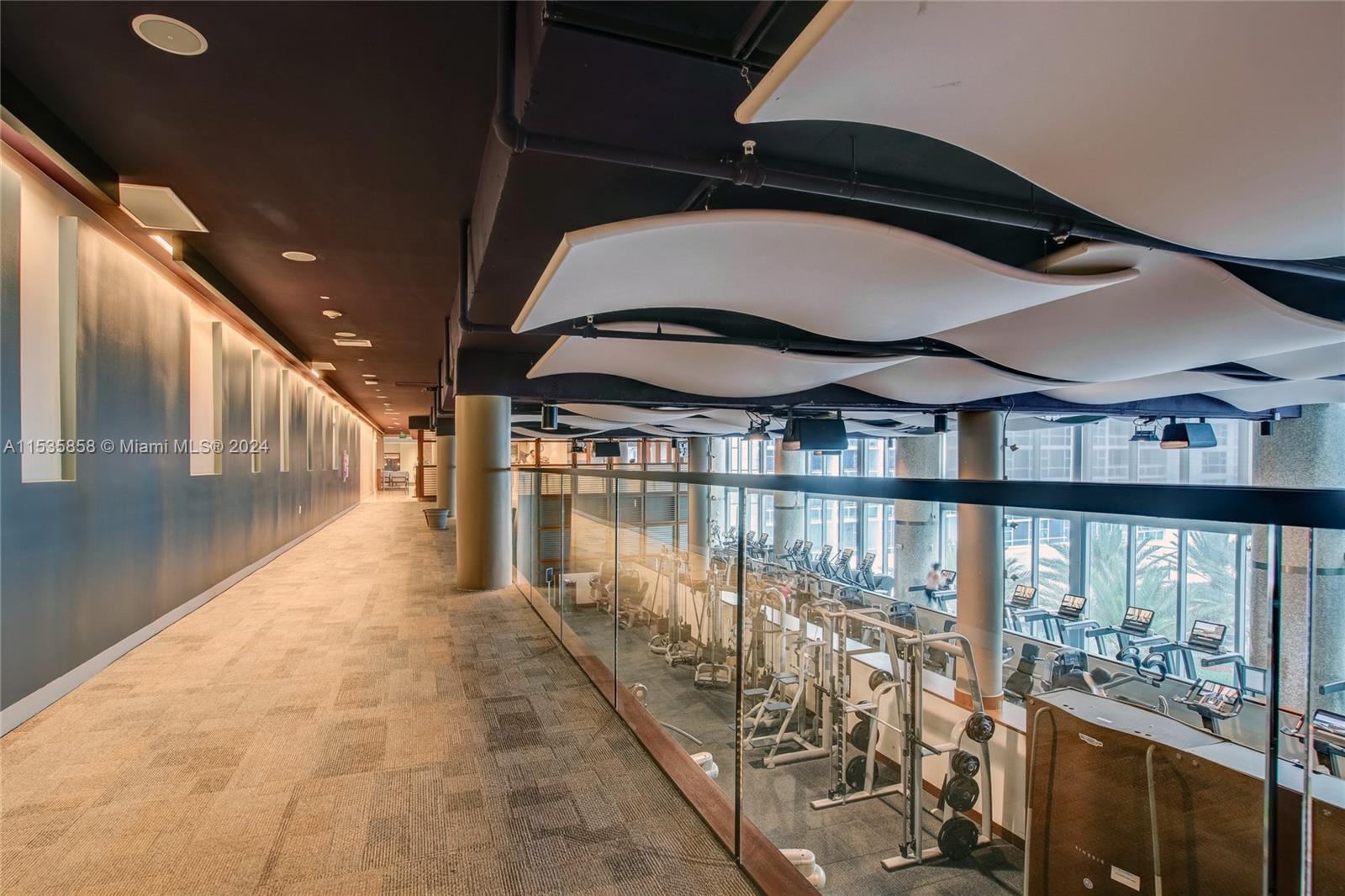 6801 Collins Ave 517, Miami Beach, Florida 33141, 1 Bedroom Bedrooms, ,1 BathroomBathrooms,Residentiallease,For Rent,6801 Collins Ave 517,A11535858