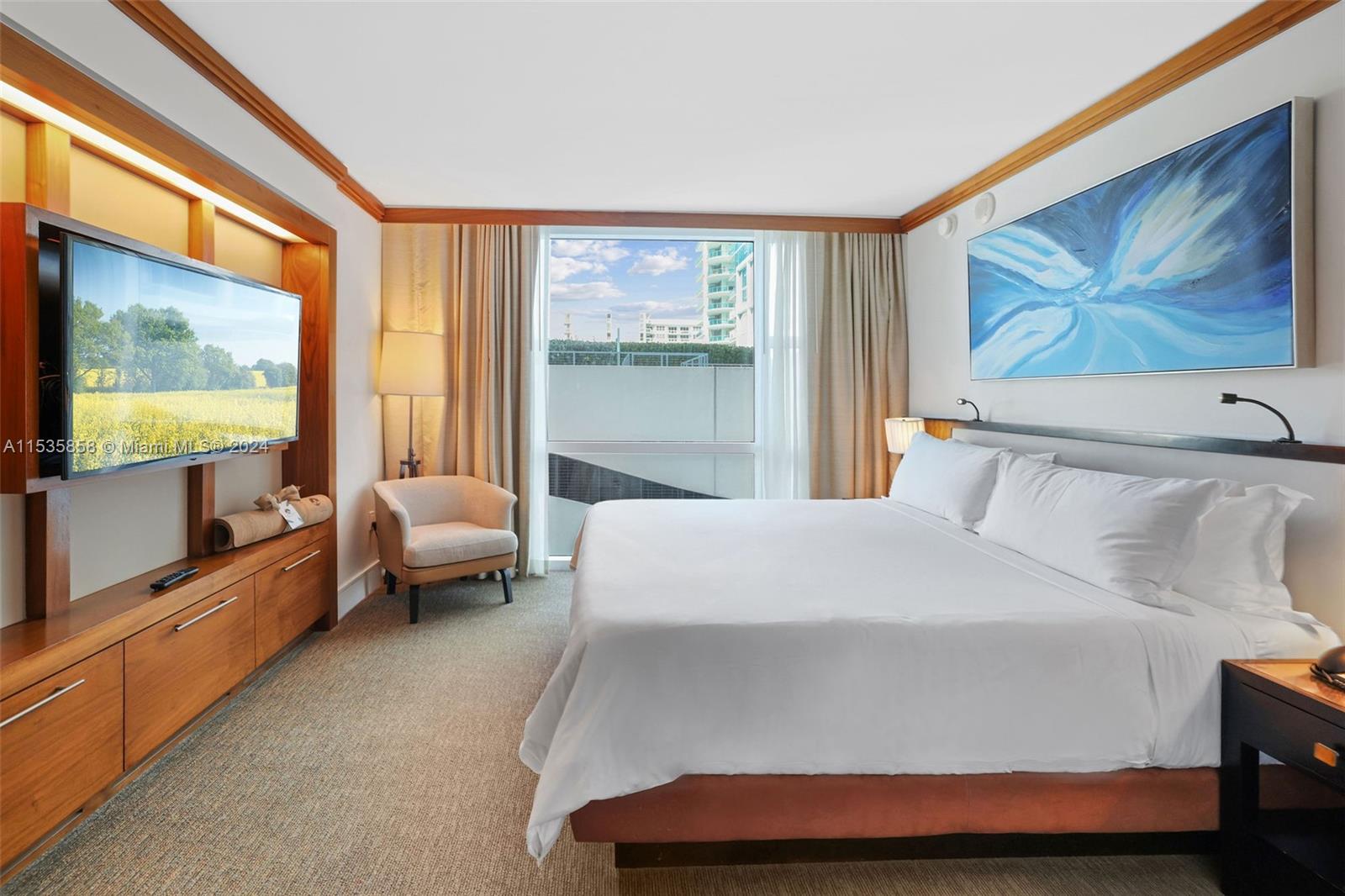 6801 Collins Ave 517, Miami Beach, Florida 33141, 1 Bedroom Bedrooms, ,1 BathroomBathrooms,Residentiallease,For Rent,6801 Collins Ave 517,A11535858