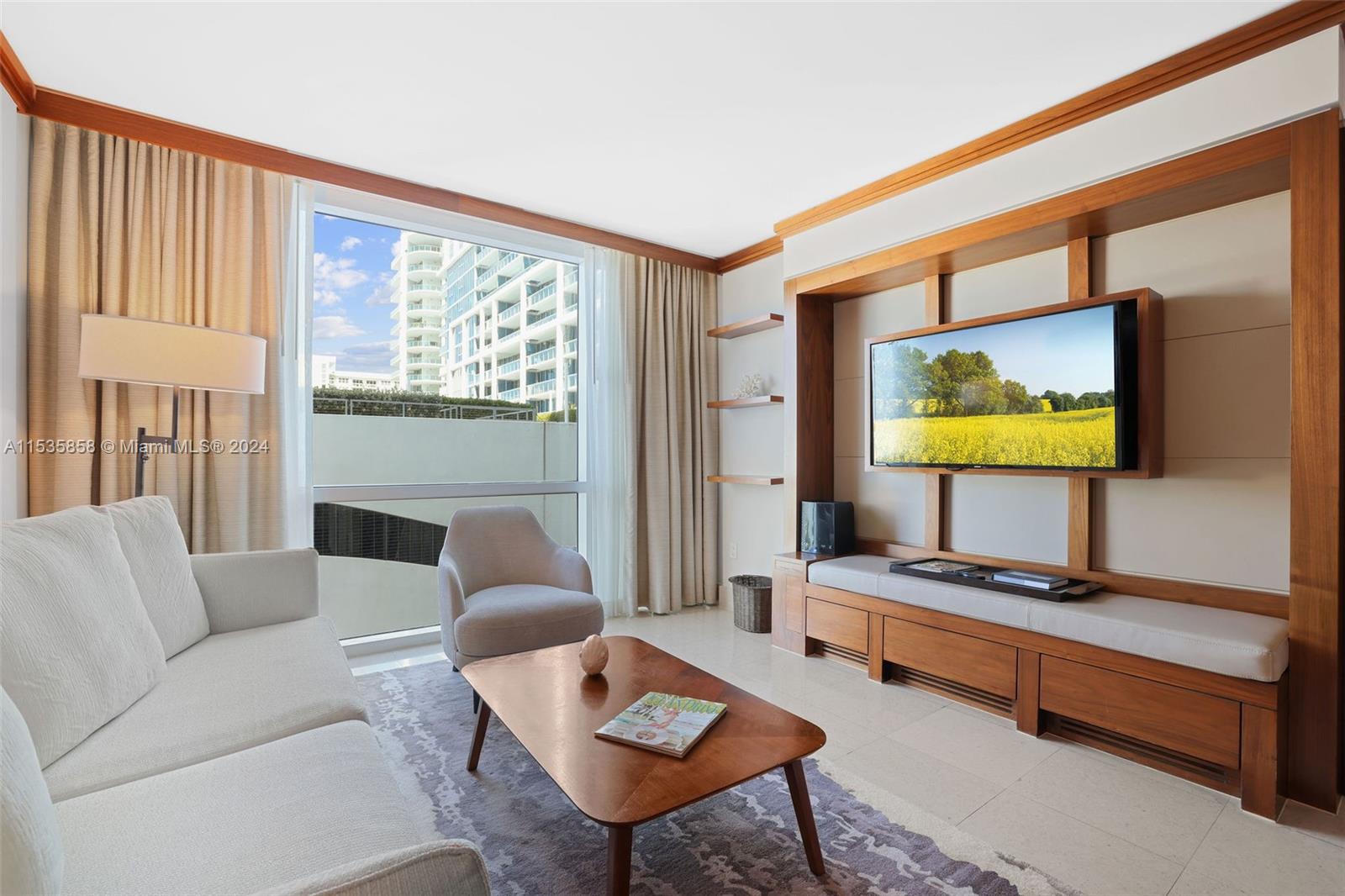 6801 Collins Ave 517, Miami Beach, Florida 33141, 1 Bedroom Bedrooms, ,1 BathroomBathrooms,Residentiallease,For Rent,6801 Collins Ave 517,A11535858