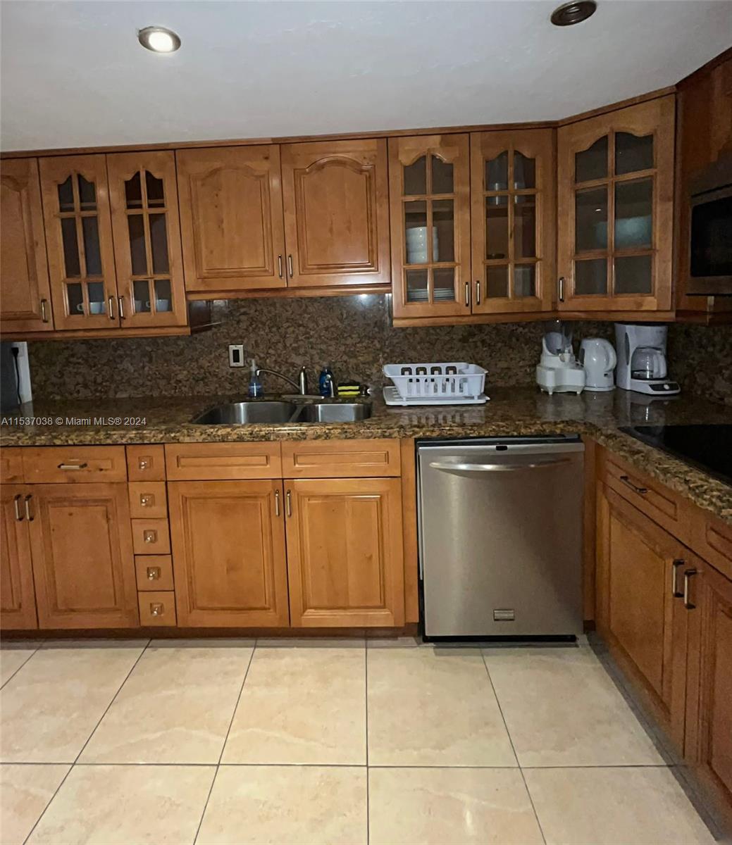 3801 S Ocean Dr 9K, Hollywood, Florida 33019, 1 Bedroom Bedrooms, ,1 BathroomBathrooms,Residential,For Sale,3801 S Ocean Dr 9K,A11537038