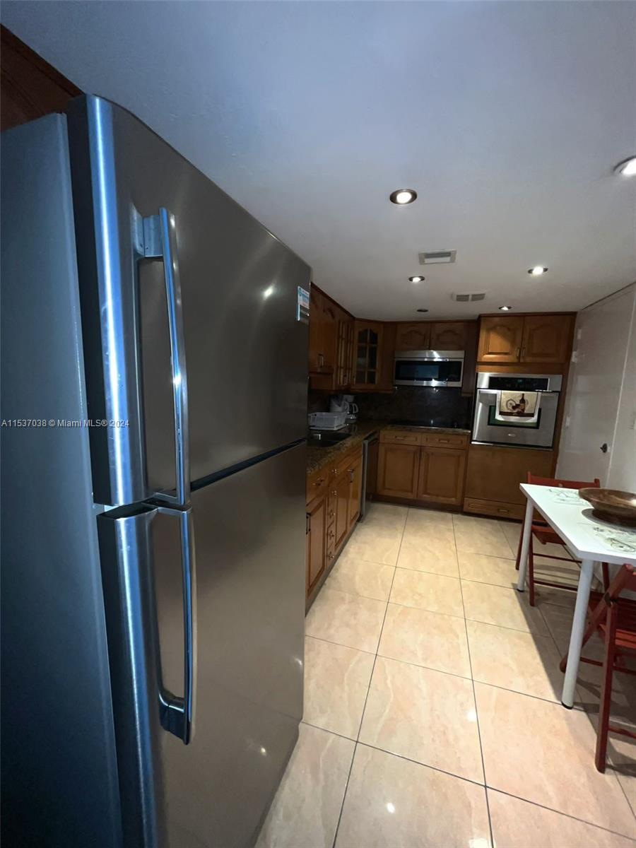 3801 S Ocean Dr 9K, Hollywood, Florida 33019, 1 Bedroom Bedrooms, ,1 BathroomBathrooms,Residential,For Sale,3801 S Ocean Dr 9K,A11537038