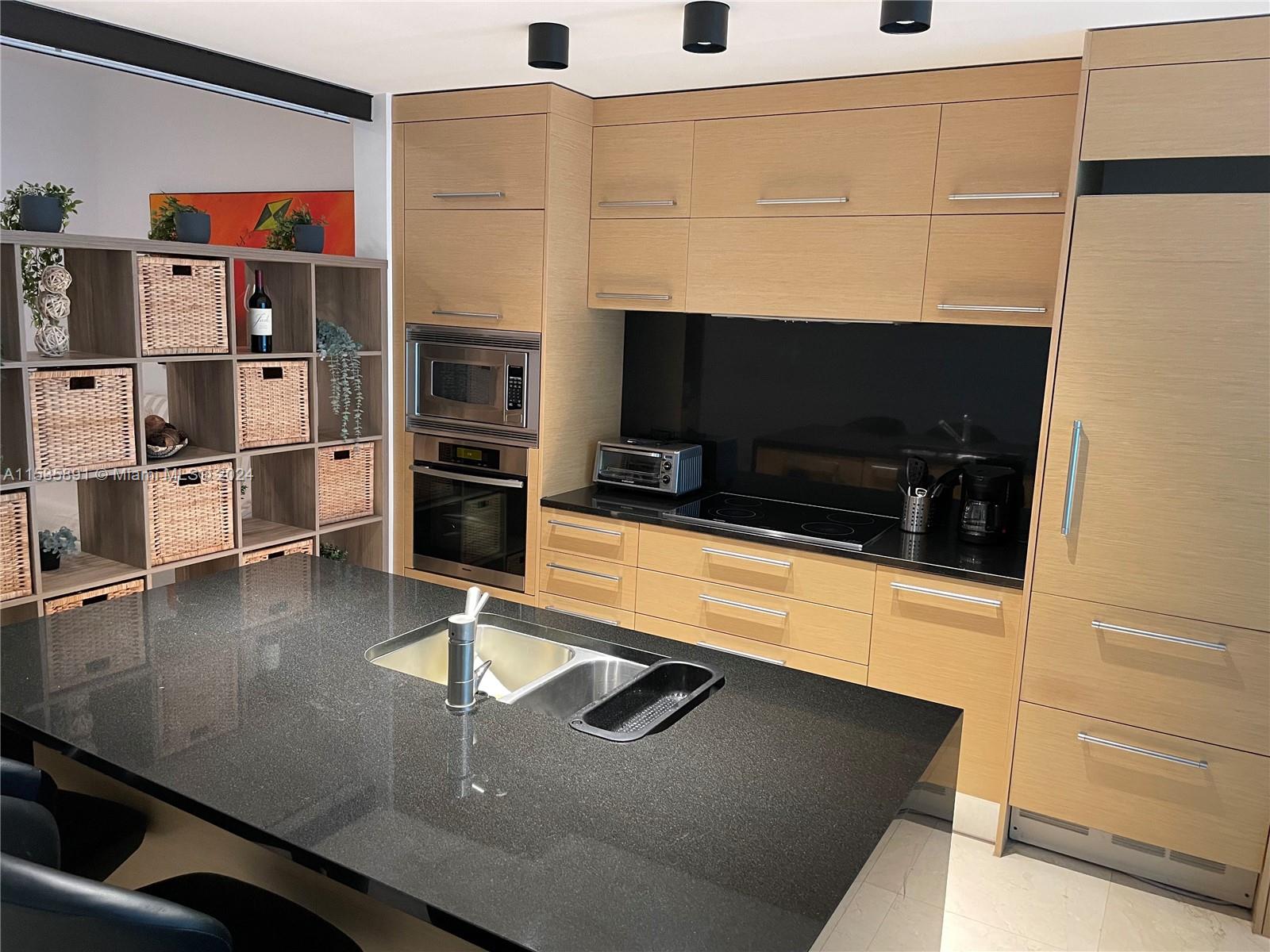 900 E Biscayne Blvd 3404, Miami, Florida 33132, 1 Bedroom Bedrooms, ,2 BathroomsBathrooms,Residentiallease,For Rent,900 E Biscayne Blvd 3404,A11535891