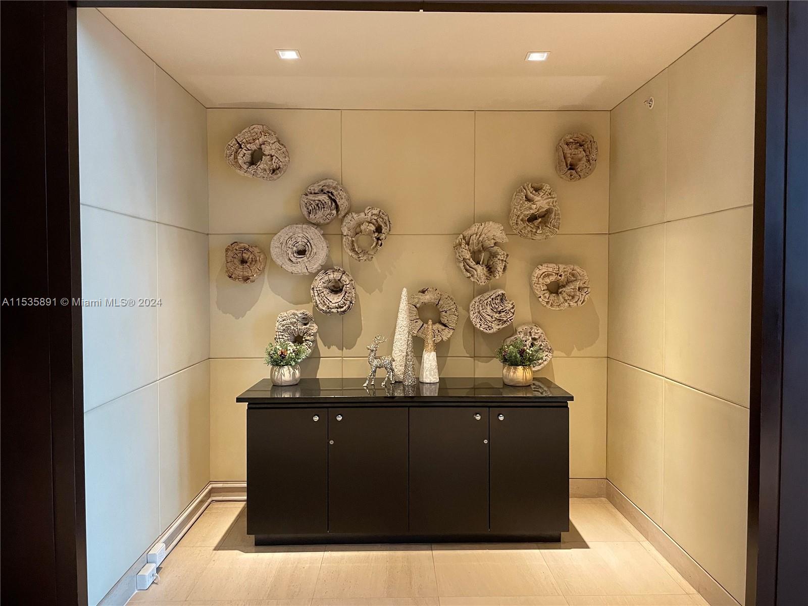 900 E Biscayne Blvd 3404, Miami, Florida 33132, 1 Bedroom Bedrooms, ,2 BathroomsBathrooms,Residentiallease,For Rent,900 E Biscayne Blvd 3404,A11535891