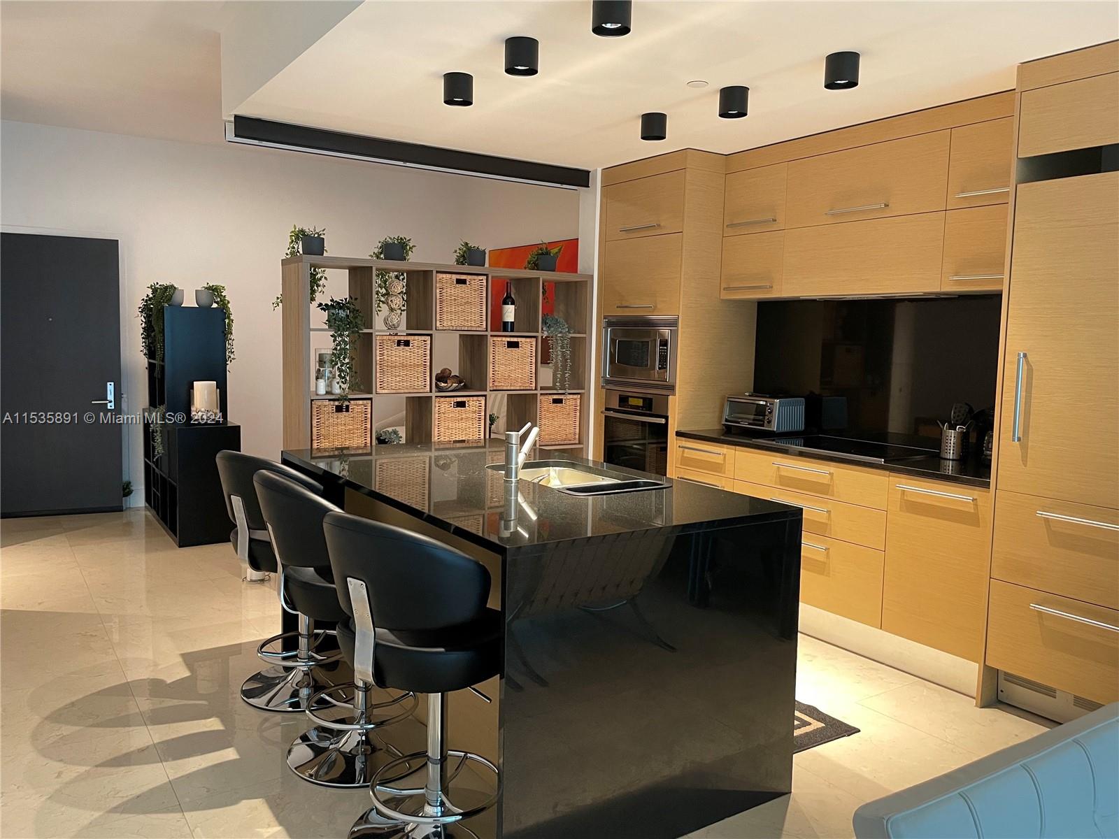 900 E Biscayne Blvd 3404, Miami, Florida 33132, 1 Bedroom Bedrooms, ,2 BathroomsBathrooms,Residentiallease,For Rent,900 E Biscayne Blvd 3404,A11535891