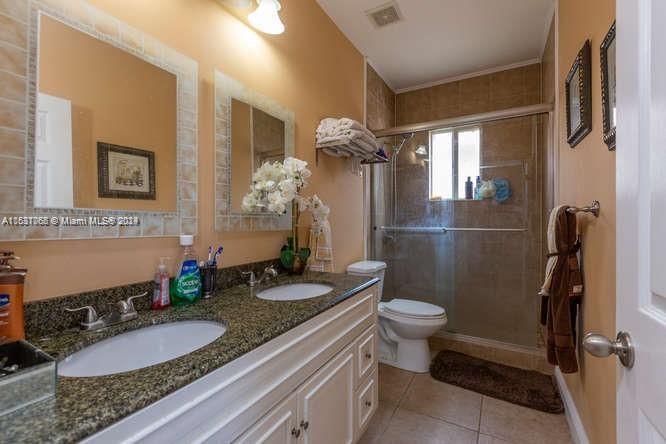 1089 NE 41st Ter, Homestead, Florida 33033, 3 Bedrooms Bedrooms, ,2 BathroomsBathrooms,Residential,For Sale,1089 NE 41st Ter,A11537066