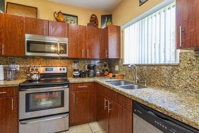 1089 NE 41st Ter, Homestead, Florida 33033, 3 Bedrooms Bedrooms, ,2 BathroomsBathrooms,Residential,For Sale,1089 NE 41st Ter,A11537066