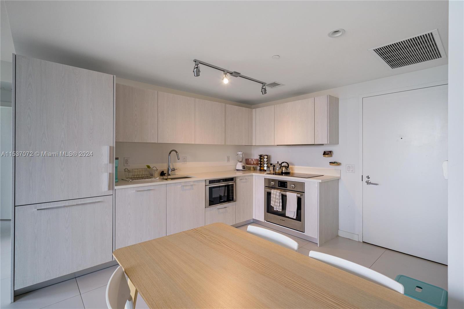 501 NE 31st St 2609, Miami, Florida 33137, 2 Bedrooms Bedrooms, ,2 BathroomsBathrooms,Residentiallease,For Rent,501 NE 31st St 2609,A11537072