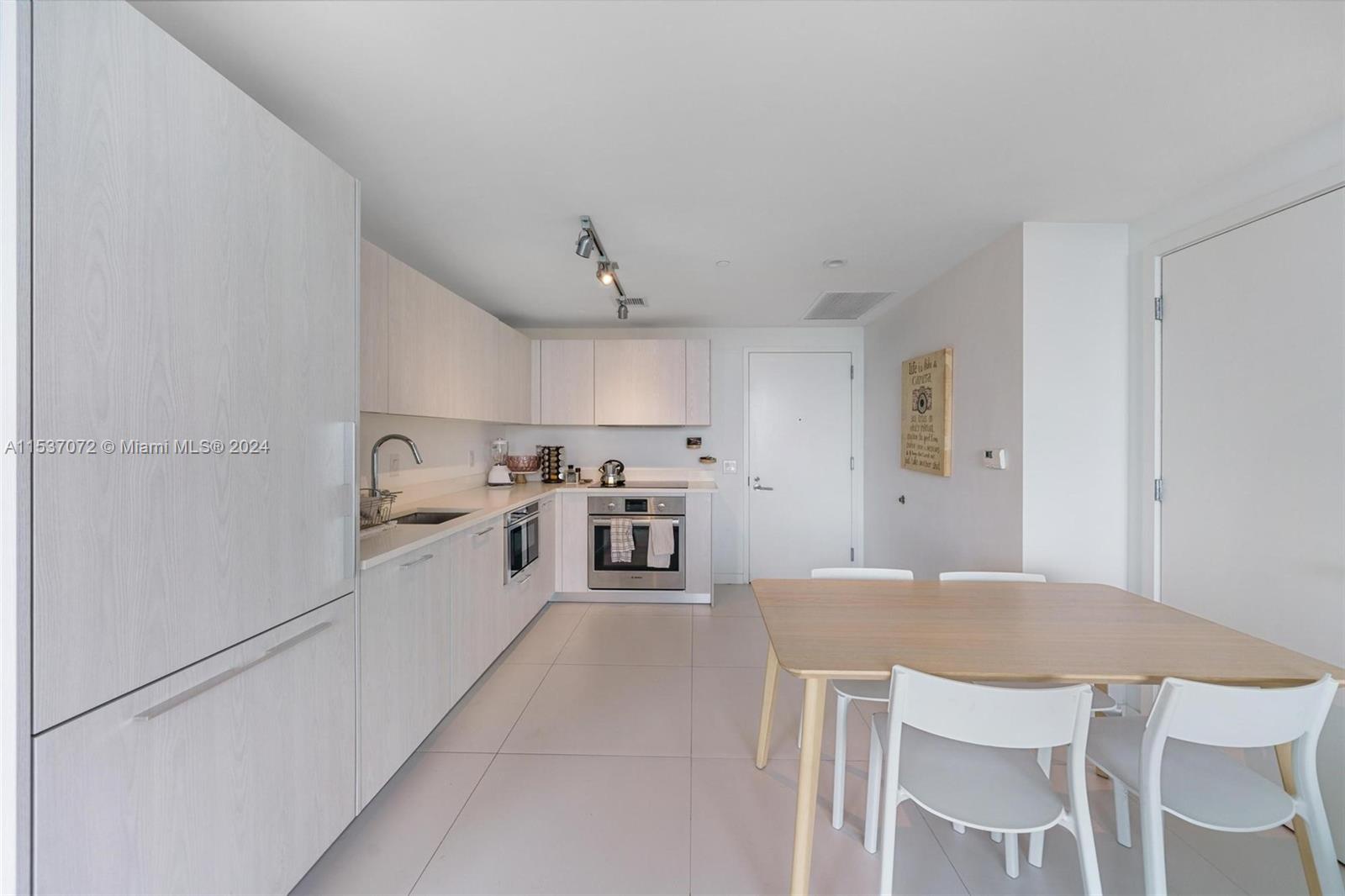 501 NE 31st St 2609, Miami, Florida 33137, 2 Bedrooms Bedrooms, ,2 BathroomsBathrooms,Residentiallease,For Rent,501 NE 31st St 2609,A11537072