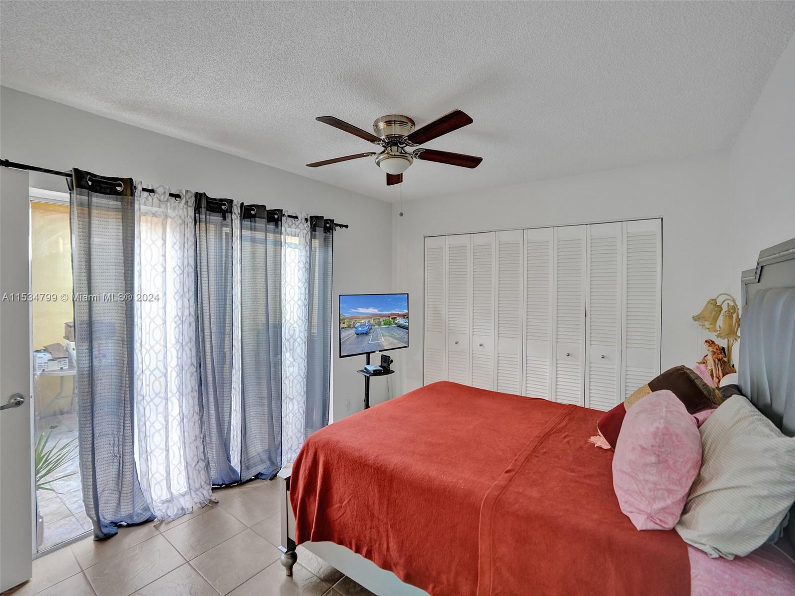 2307 SW 81st Ter 4, North Lauderdale, Florida 33068, 2 Bedrooms Bedrooms, ,2 BathroomsBathrooms,Residential,For Sale,2307 SW 81st Ter 4,A11534799