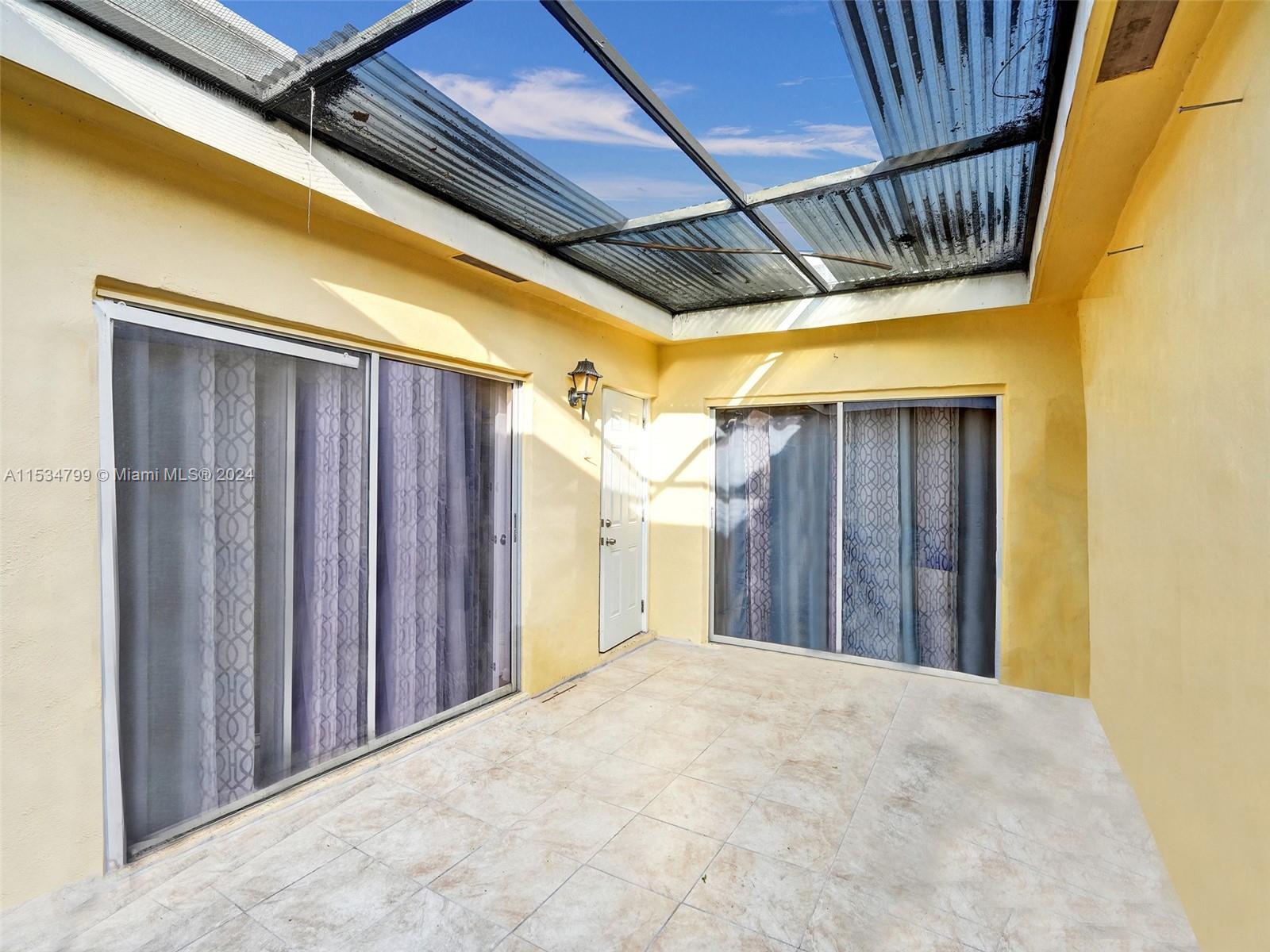 2307 SW 81st Ter 4, North Lauderdale, Florida 33068, 2 Bedrooms Bedrooms, ,2 BathroomsBathrooms,Residential,For Sale,2307 SW 81st Ter 4,A11534799