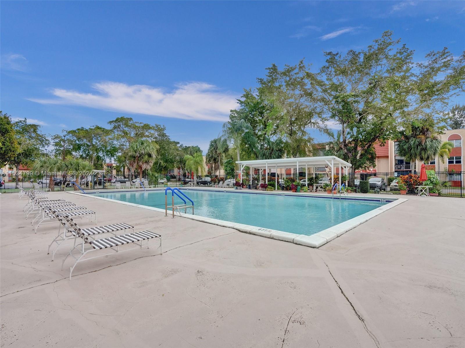 2307 SW 81st Ter 4, North Lauderdale, Florida 33068, 2 Bedrooms Bedrooms, ,2 BathroomsBathrooms,Residential,For Sale,2307 SW 81st Ter 4,A11534799