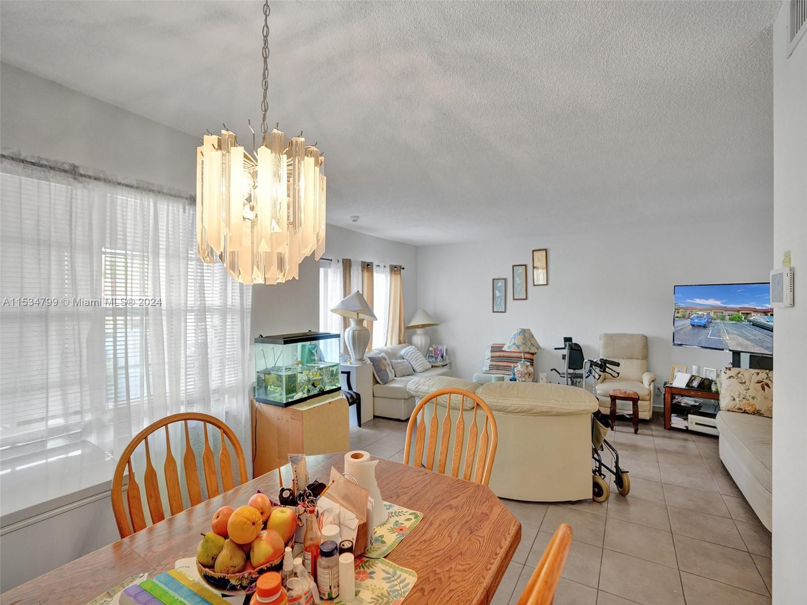 2307 SW 81st Ter 4, North Lauderdale, Florida 33068, 2 Bedrooms Bedrooms, ,2 BathroomsBathrooms,Residential,For Sale,2307 SW 81st Ter 4,A11534799