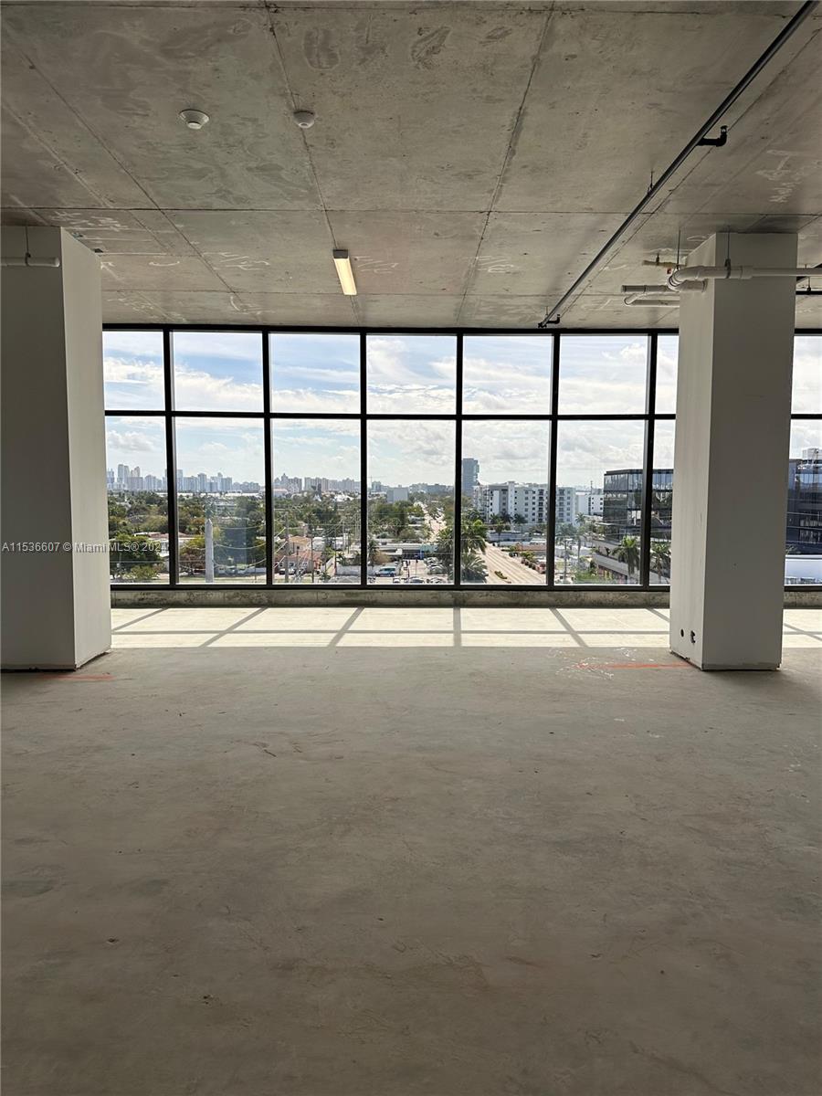 800 N Federal Hwy, Hallandale Beach, Florida 33009, ,Commercialsale,For Sale,800 N Federal Hwy,A11536607