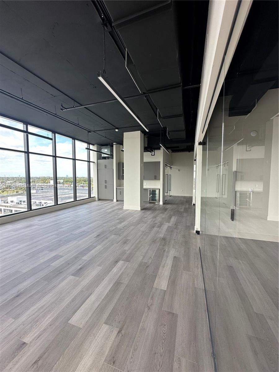 800 N Federal Hwy 905, Hallandale Beach, Florida 33009, ,Commercialsale,For Sale,800 N Federal Hwy 905,A11536637